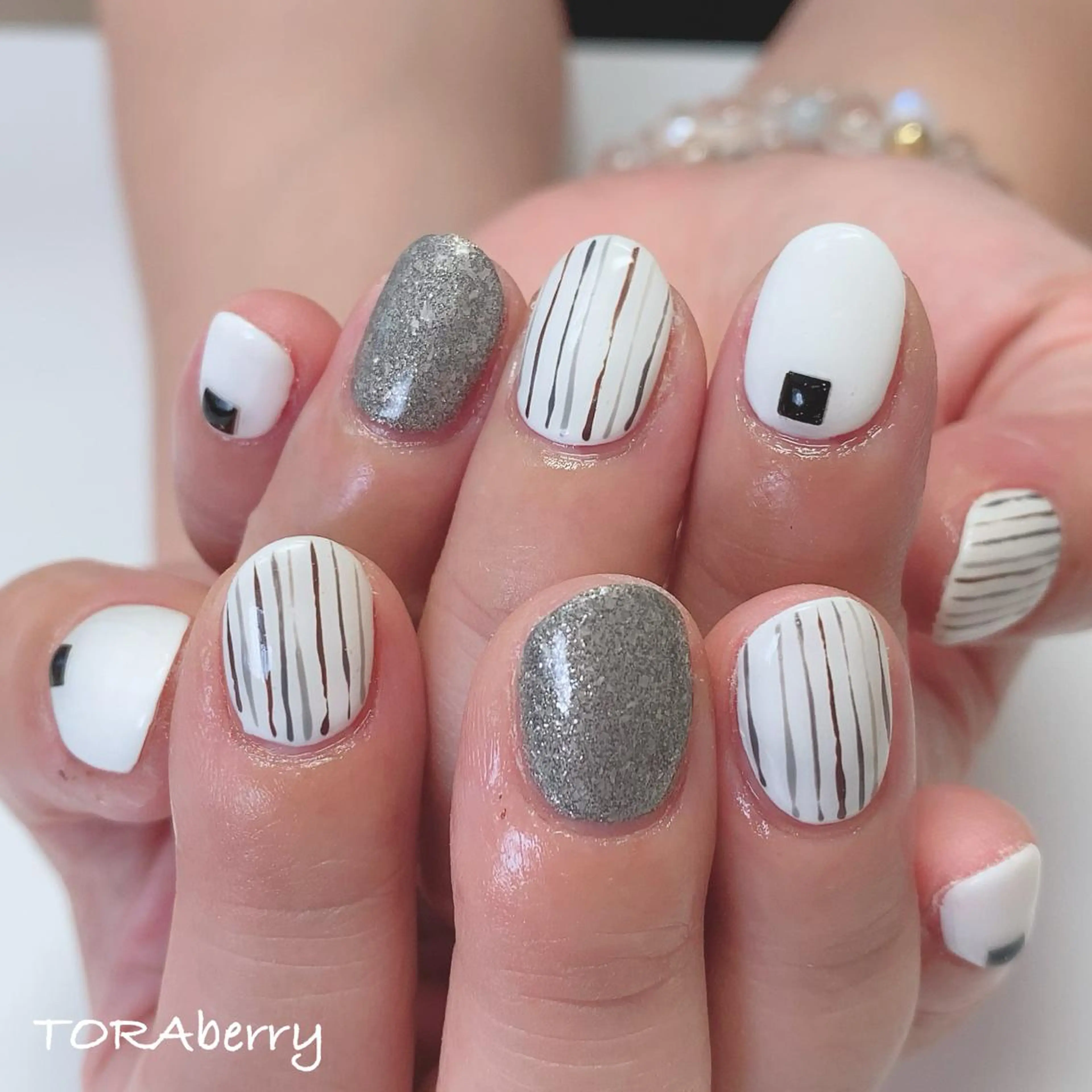 ネイル ネイリスト なつみのネイルデザイン