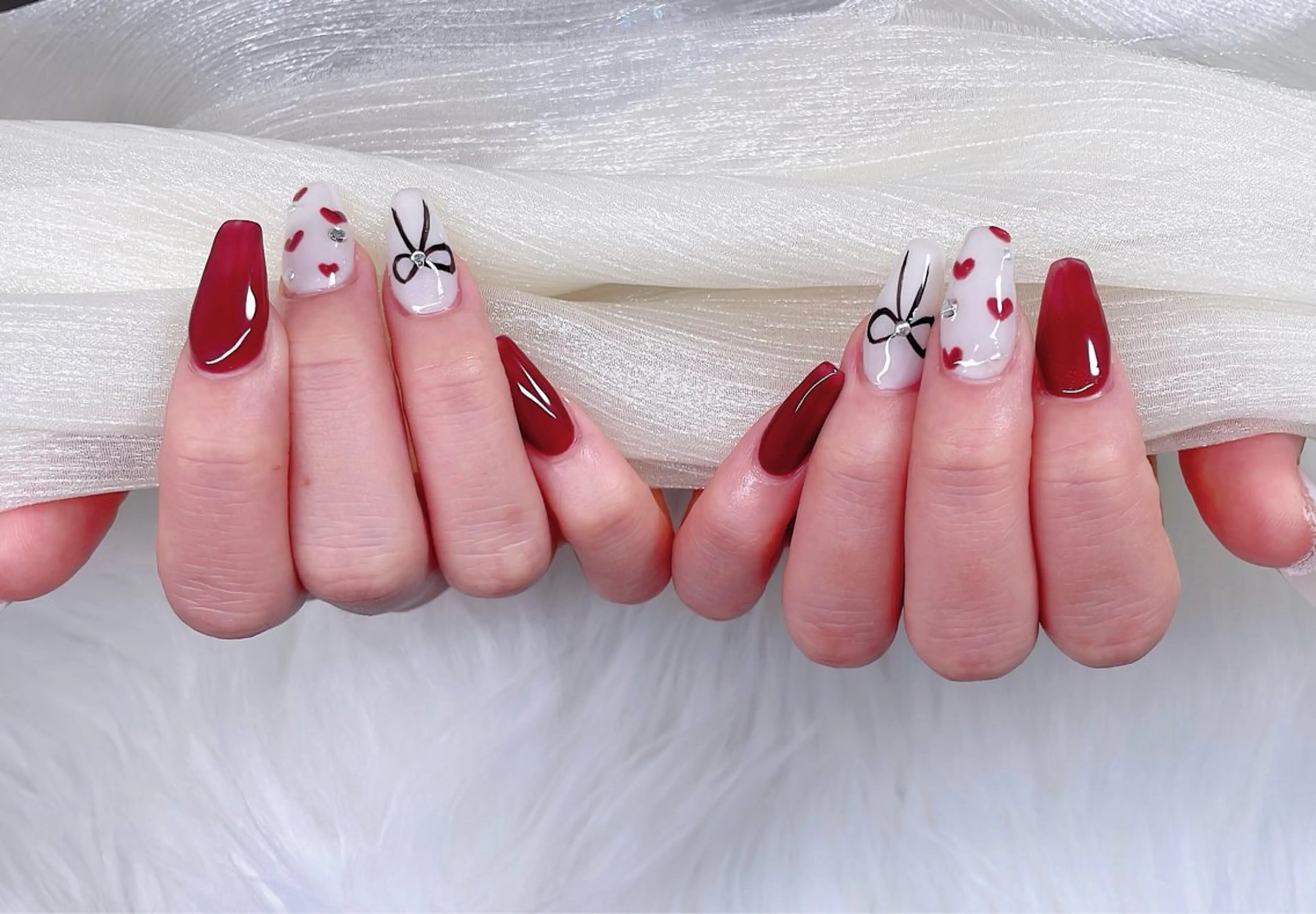 ネイル アニマル柄 チークネイル 成人式 フラッシュネイル フットネイル ハンドネイル B·U Nail大宮 長さだし専門店のネイルデザイン