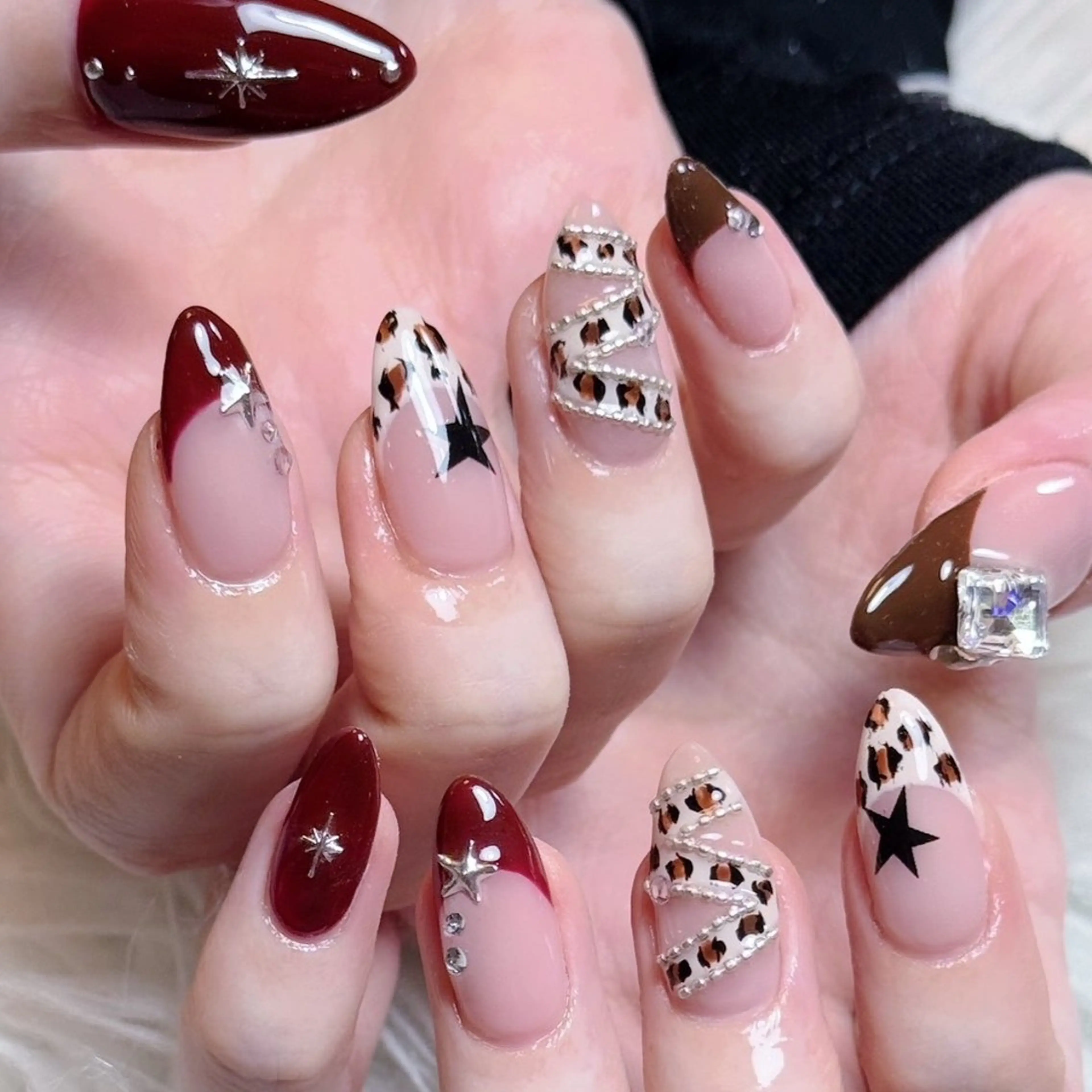 ネイル ハンドネイル 🌈Yun nail hyejin💋のネイルデザイン