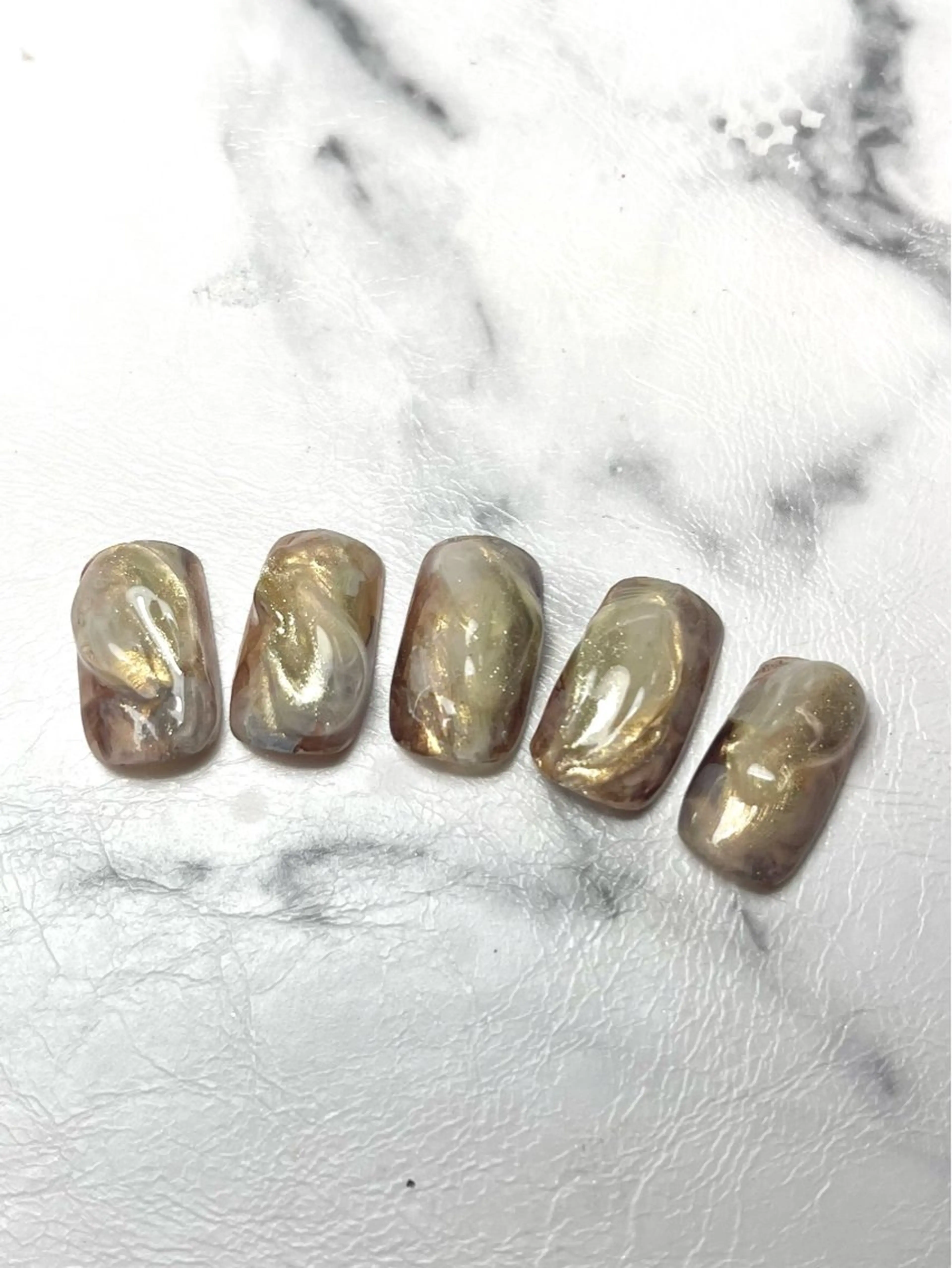 ネイル Ortus (ｵﾙﾄｩｽ)のネイルデザイン