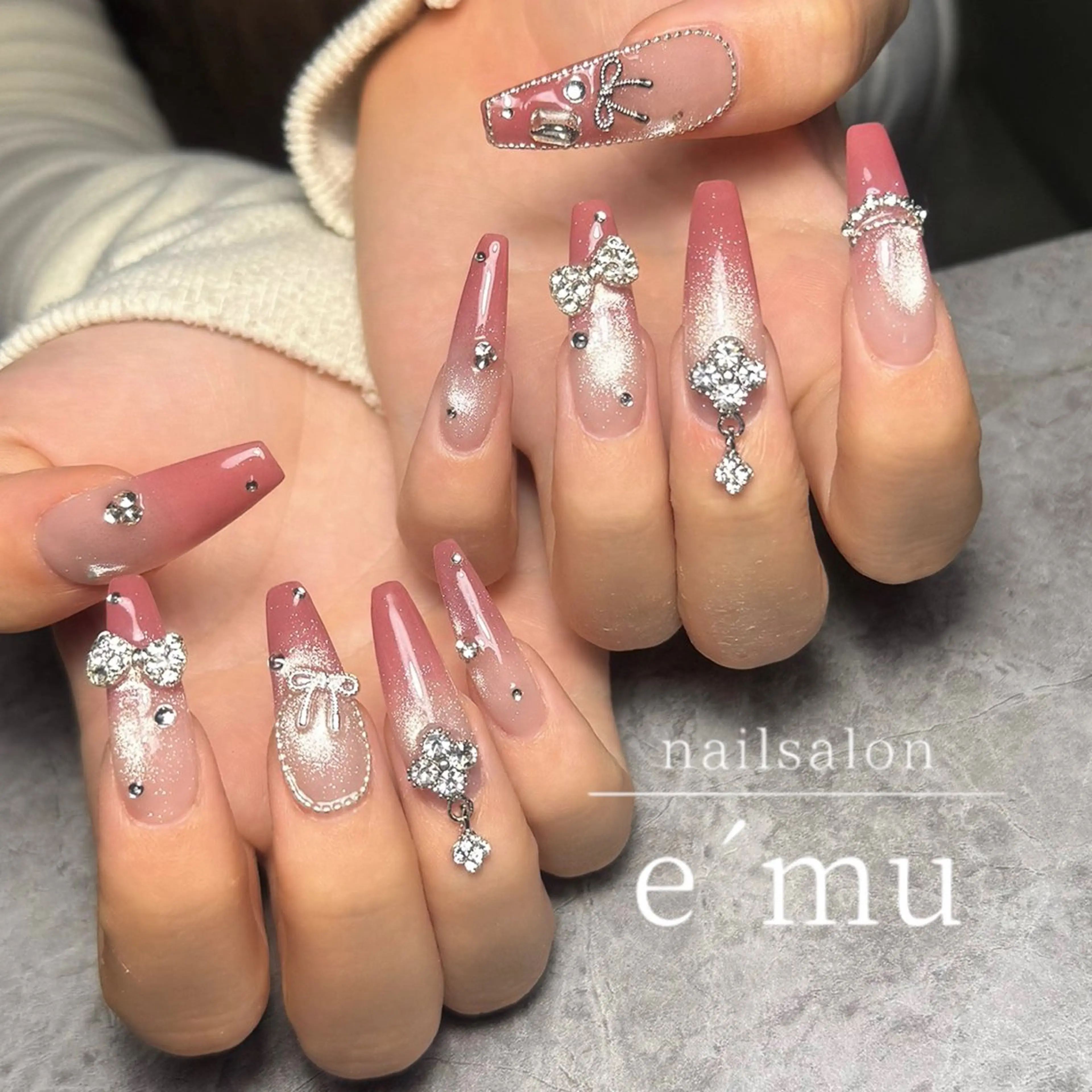 ネイル ハンドネイル nailsalon e´muのネイルデザイン