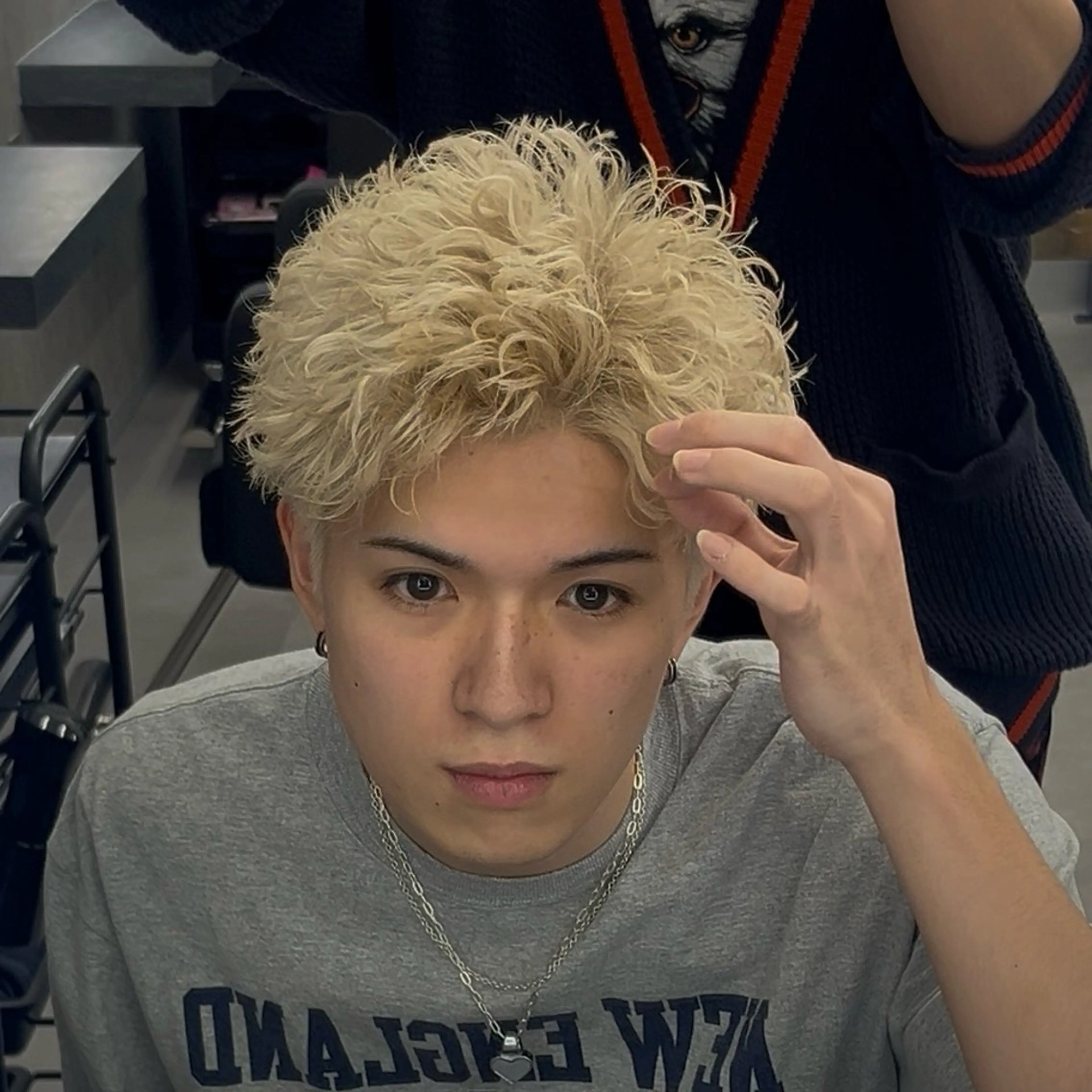 ショート カラー ヘアアレンジ メンズ ブロンド ホワイトブロンド カット ヘアカラー ヘアセット 【札幌メンズ特化】 🔥RIKU🔥のヘアスタイル