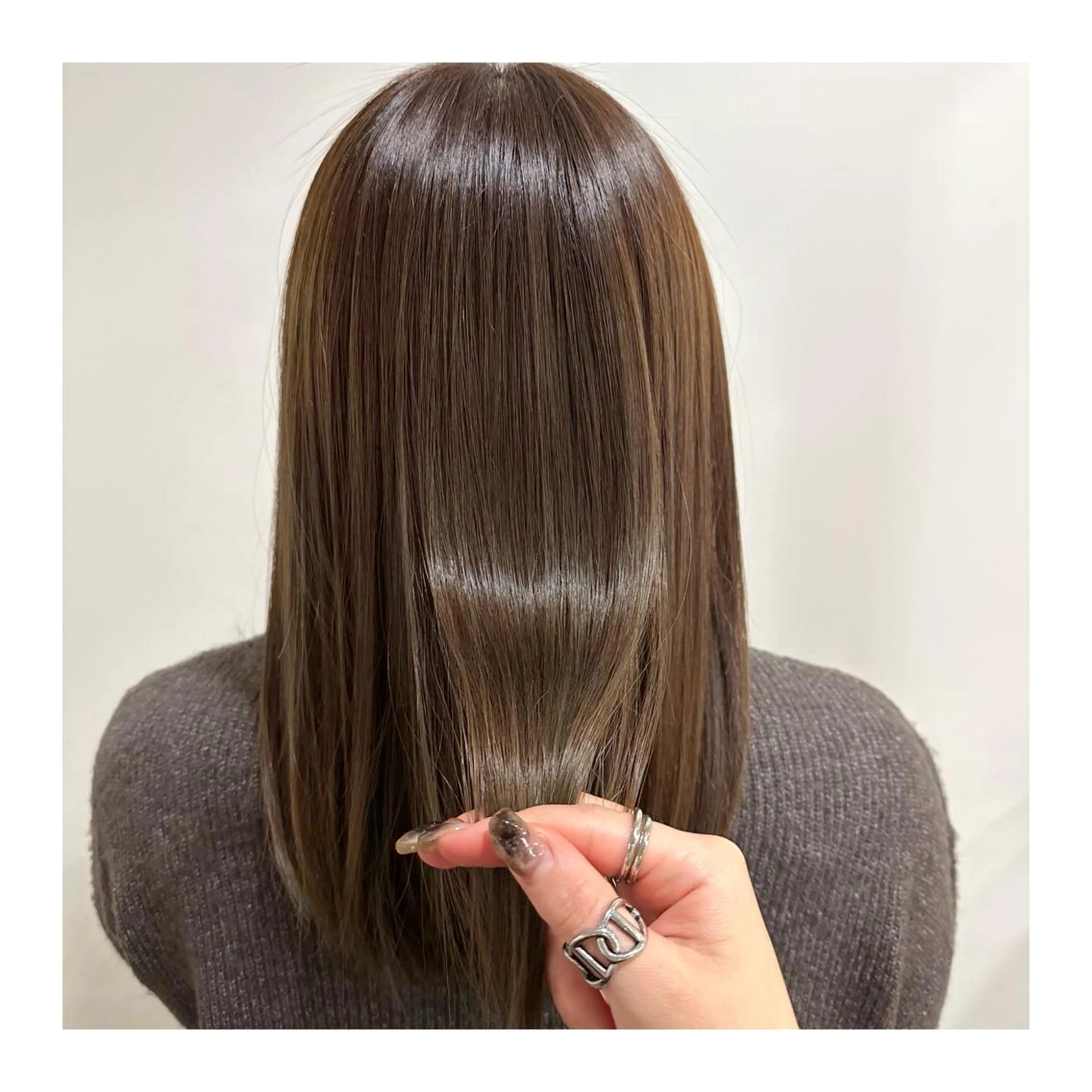 ロング カラー ヘアカラー トリートメント あべ ゆうかのヘアスタイル