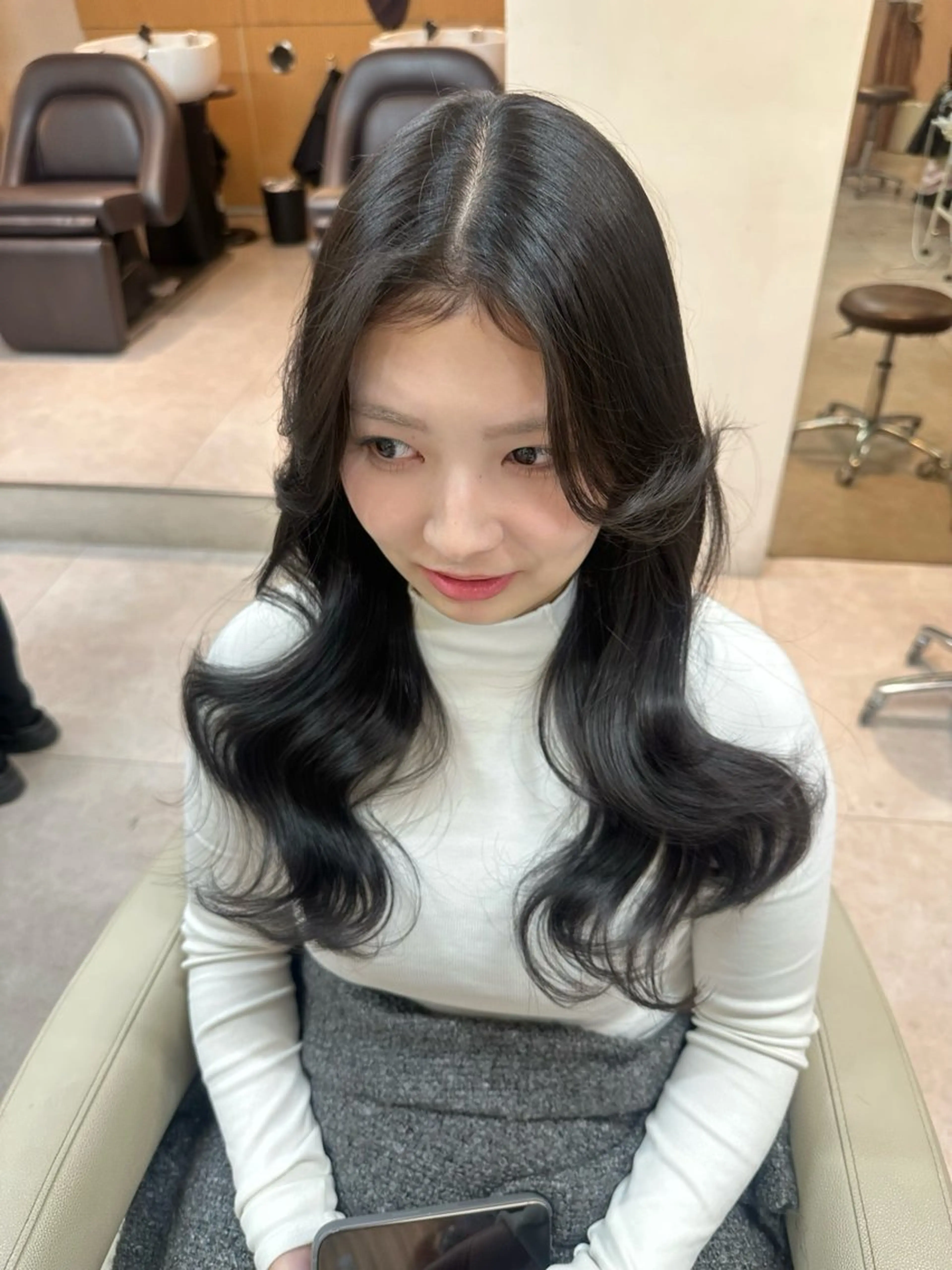 ロング パーマ チャンモリパーマ パーマ 韓国ヘア🦢🖤 Sayumiのヘアスタイル