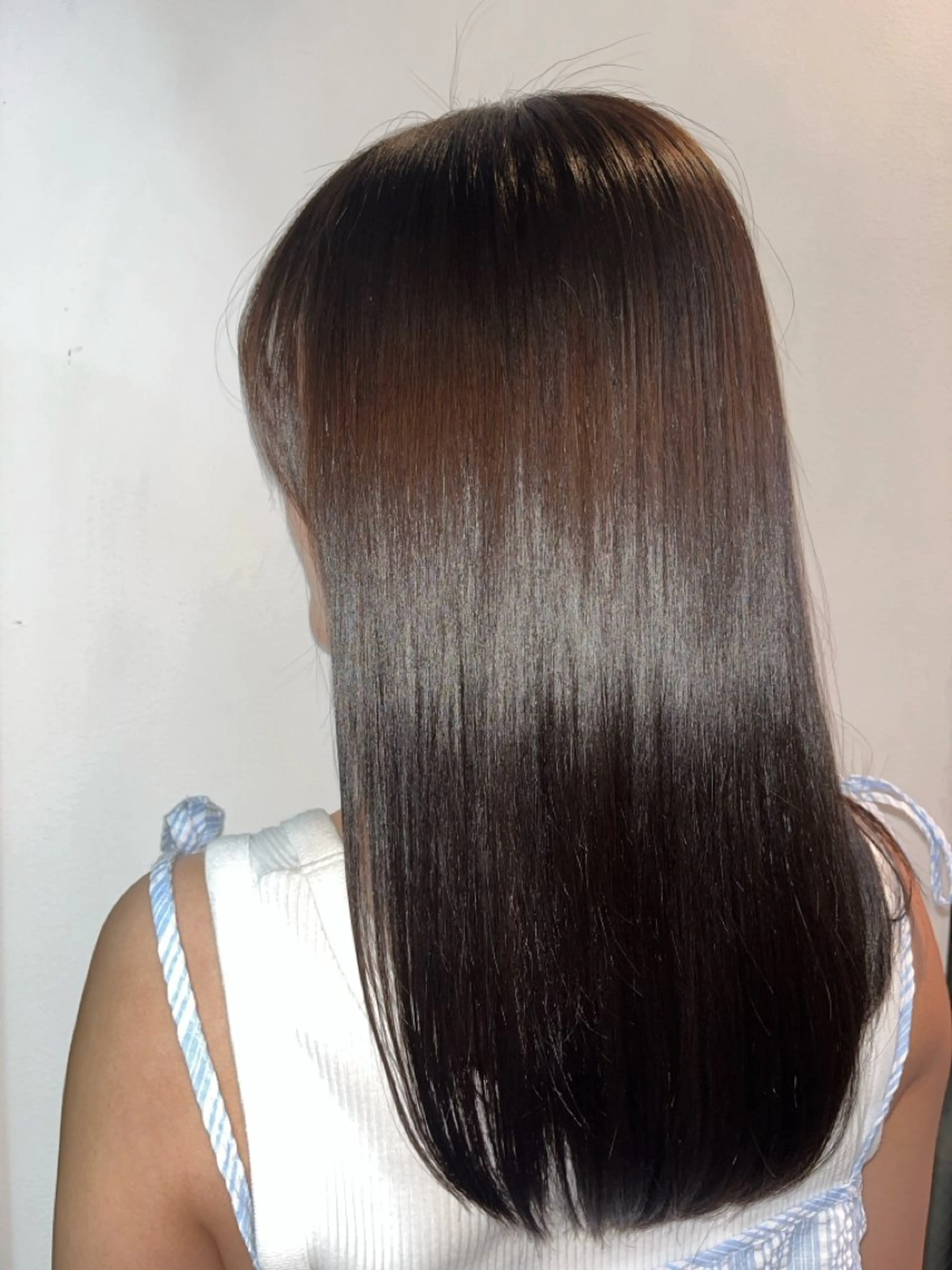 セミロング カラー ブラウンカラー 似合わせカット 吉田 理那のヘアスタイル