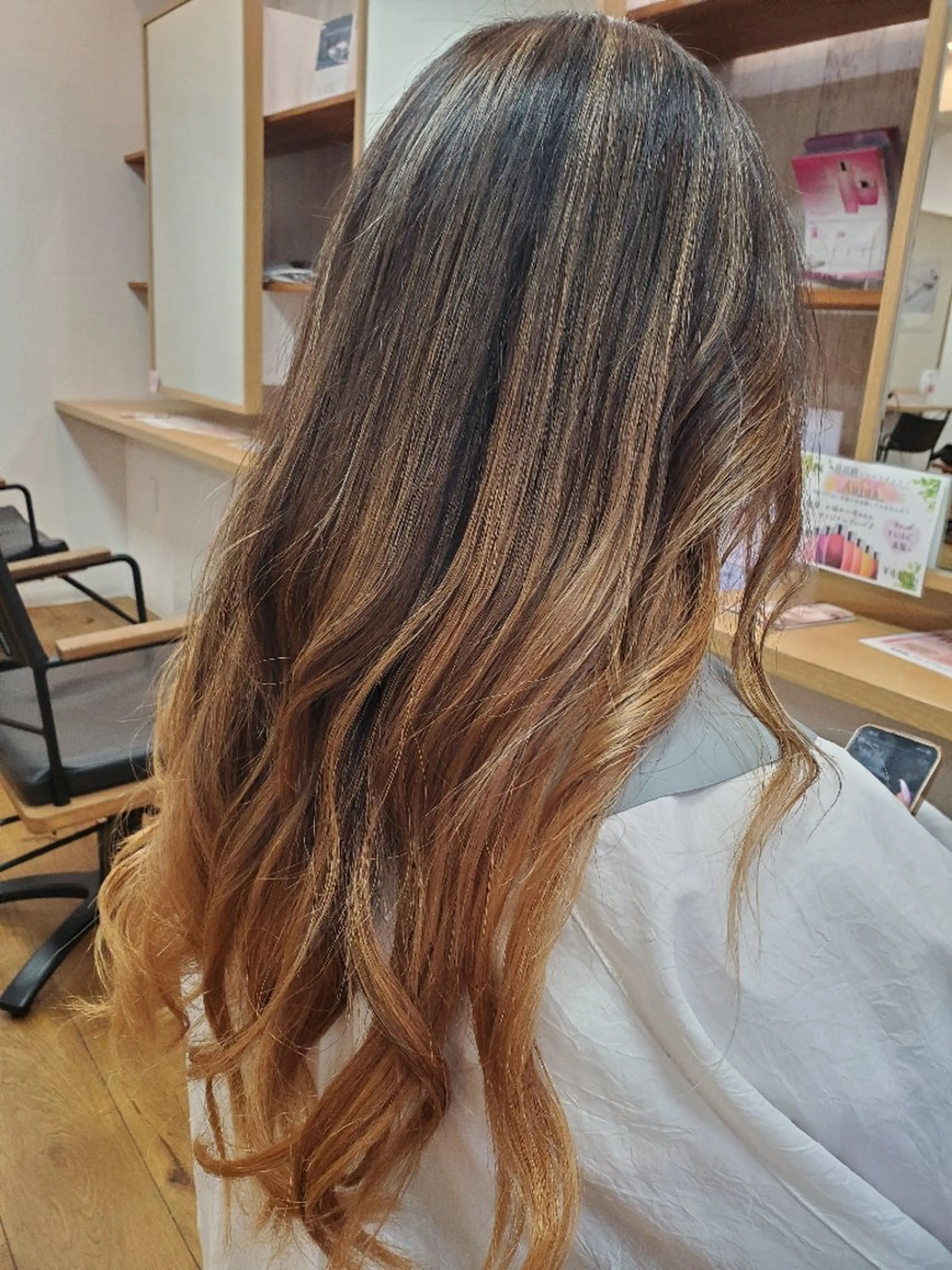 ロング カット 近森 美帆[モーラ高石店]のヘアスタイル