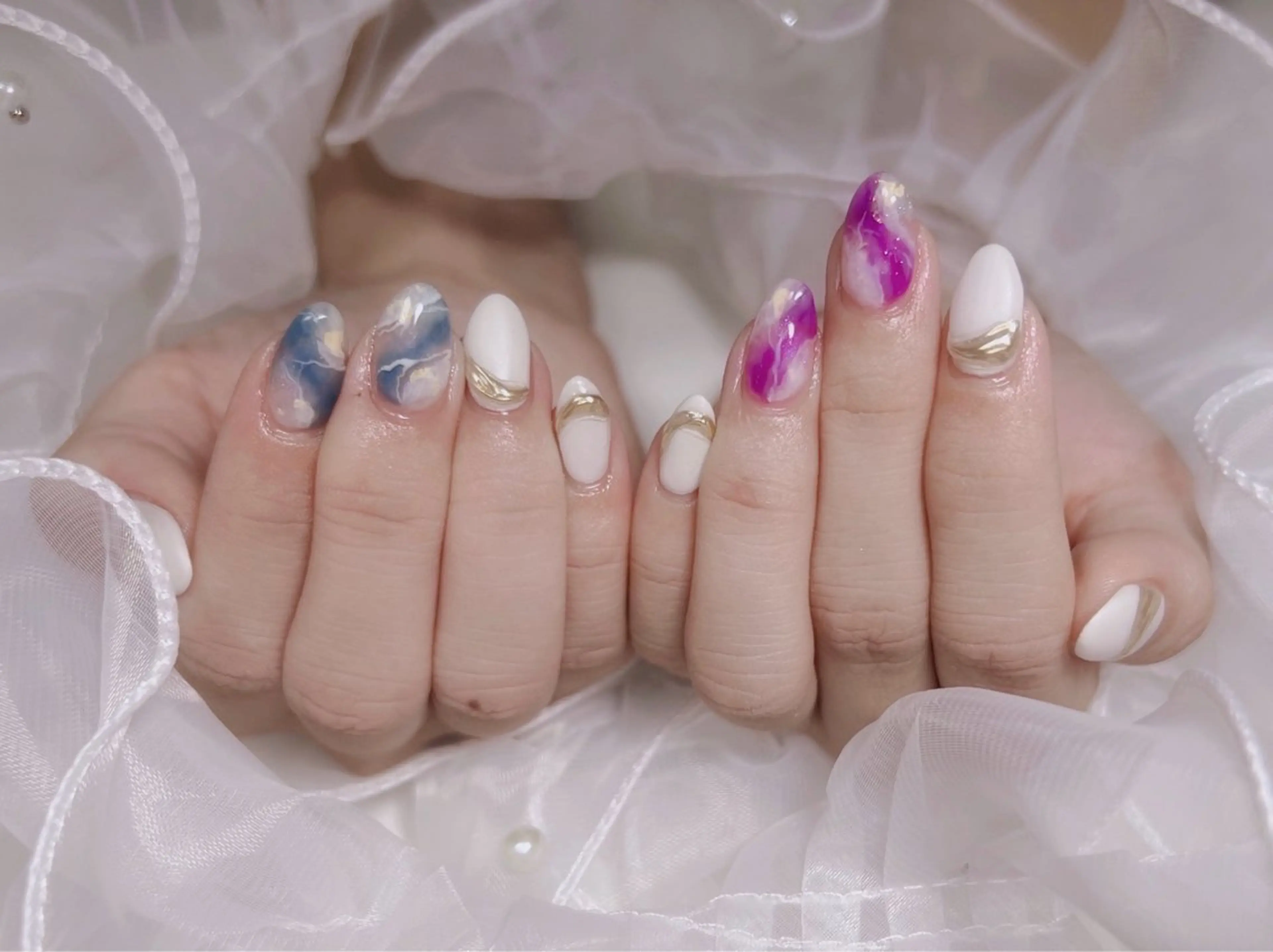 ネイル アートネイル 大理石ネイル(マーブル) 持ち込み Bow wow Nail さや🧸のネイルデザイン