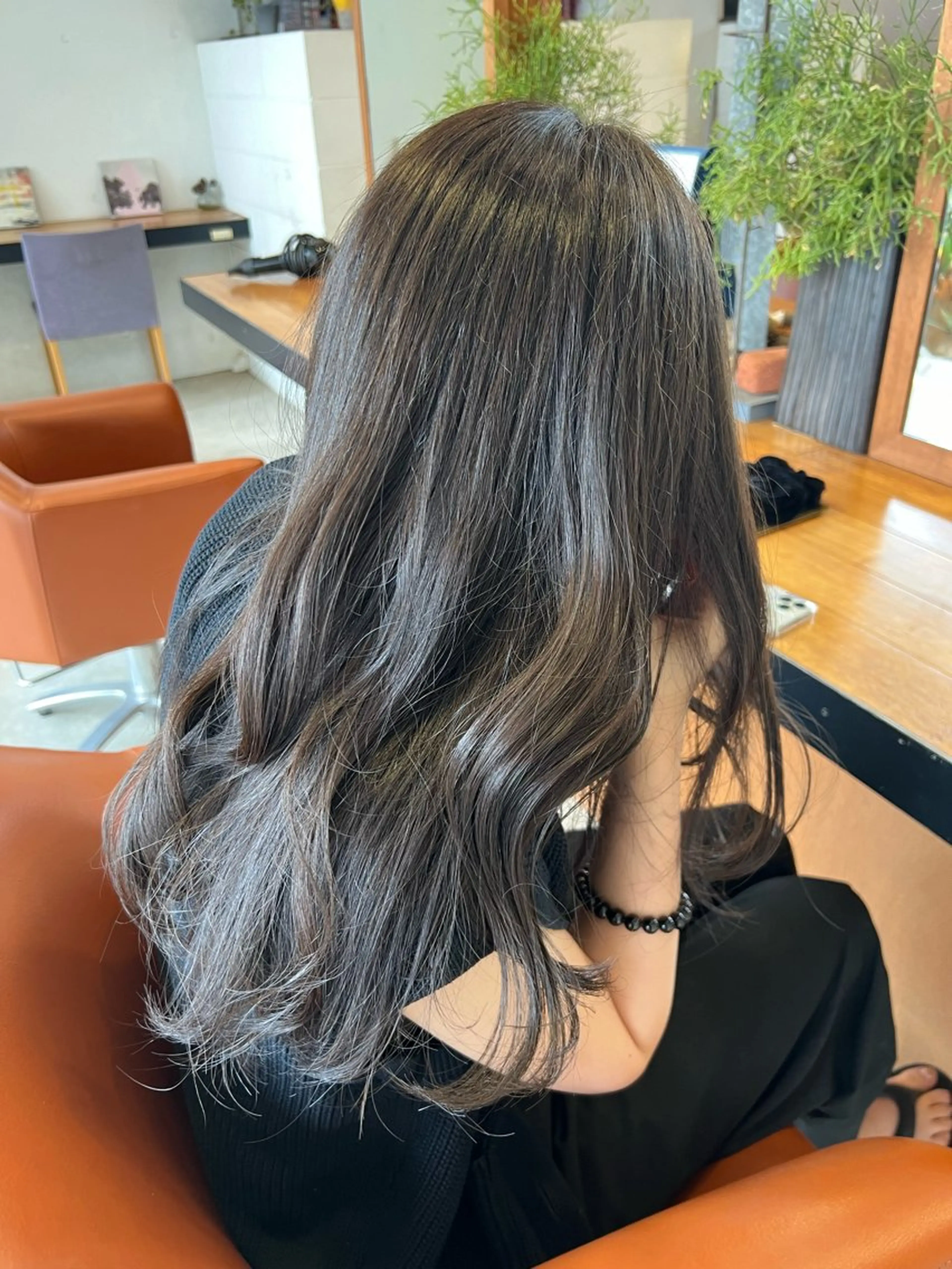 ロング カラー ヘアカラー トリートメント linna / 高槻 /大阪 / 耳ツボのヘアスタイル