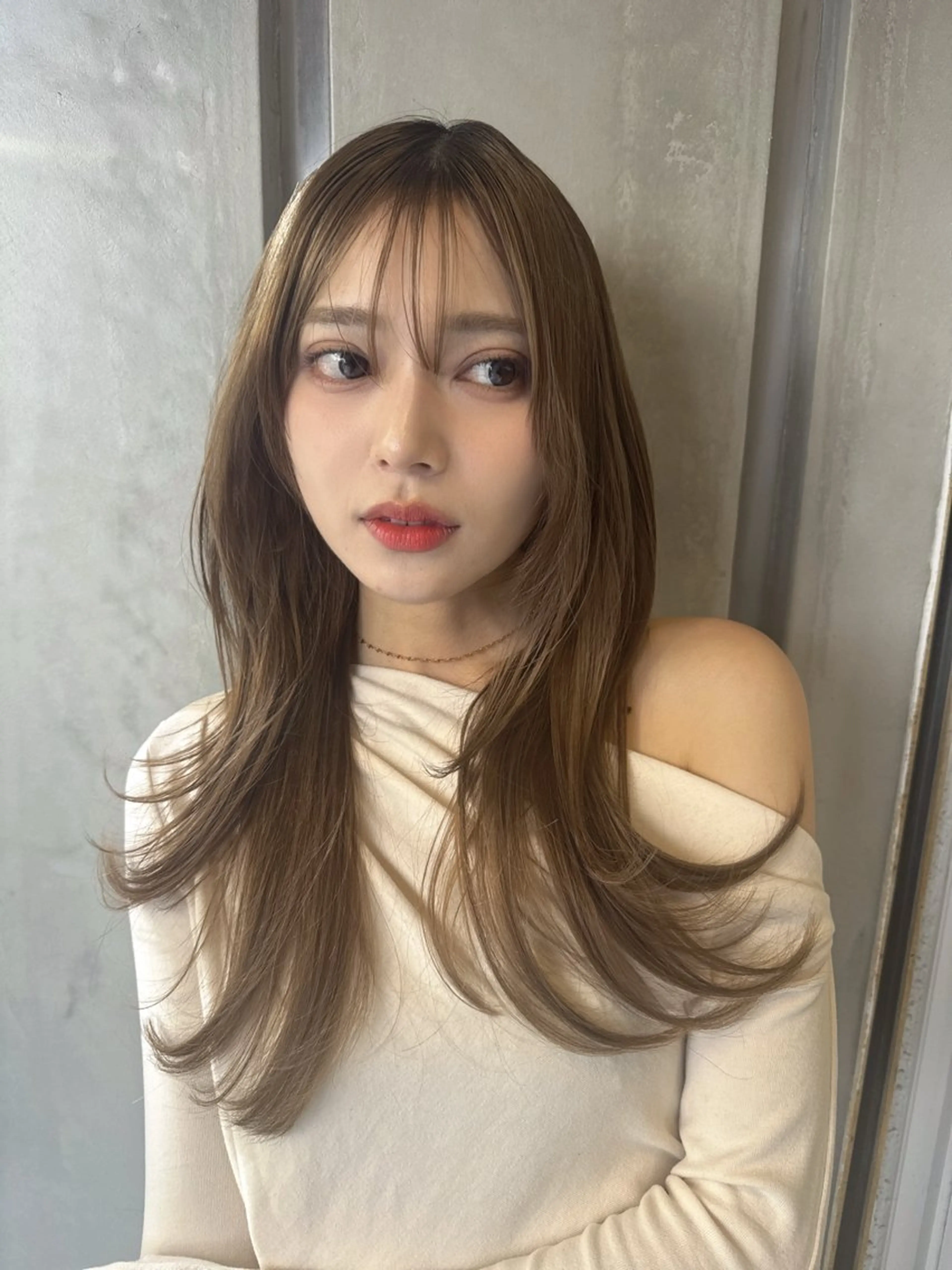 ロング カラー ベージュカラー 透明感カラー 顔まわりレイヤー レイヤーカット 小顔カット カット ヘアカラー トリートメント 💎透明感カラー特化 💎TAISEIのヘアスタイル