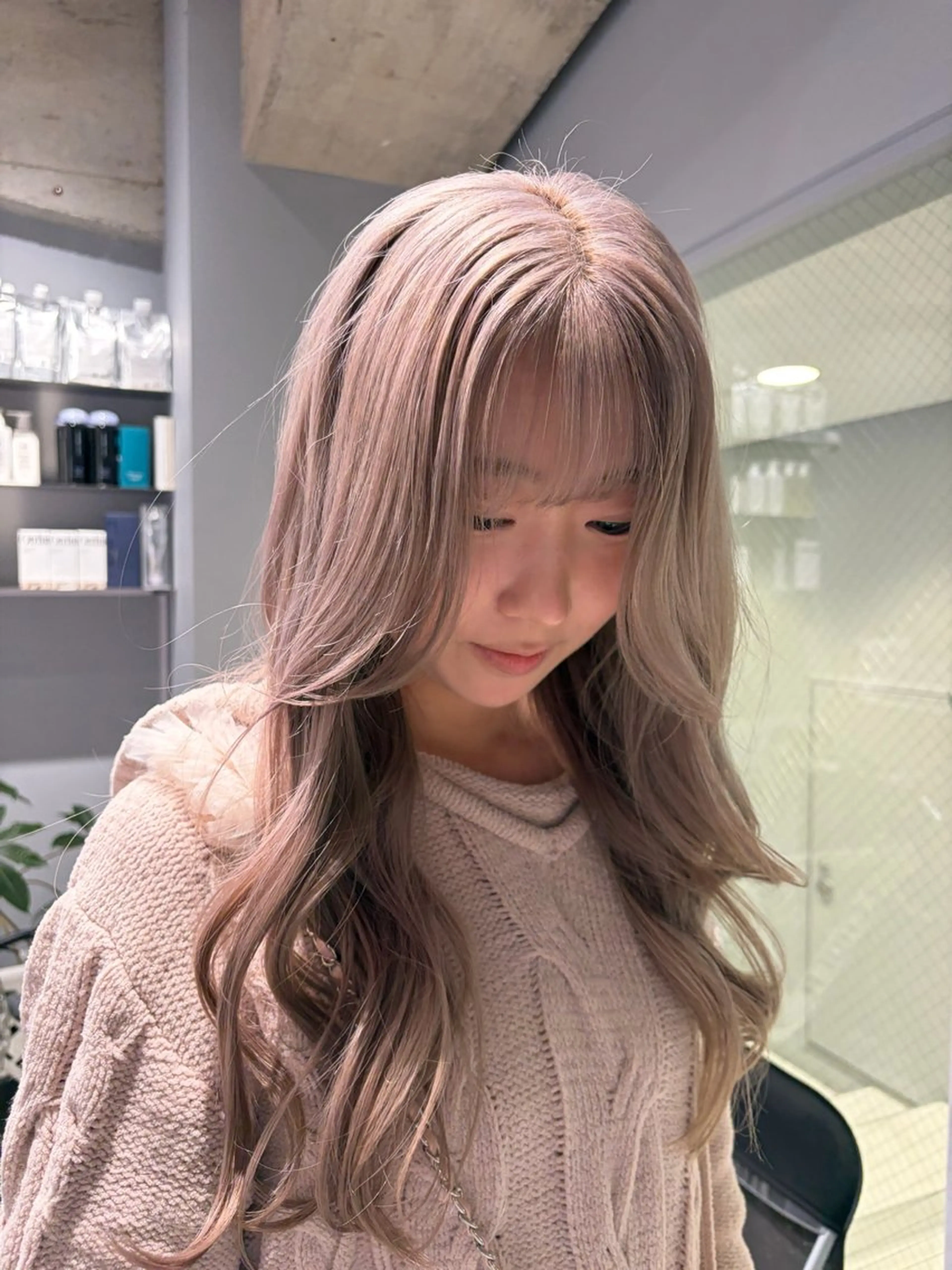 ロング カット ヘアカラー トリートメント 🐩透明感ミルクティ ーピンクニイナ🐩のヘアスタイル