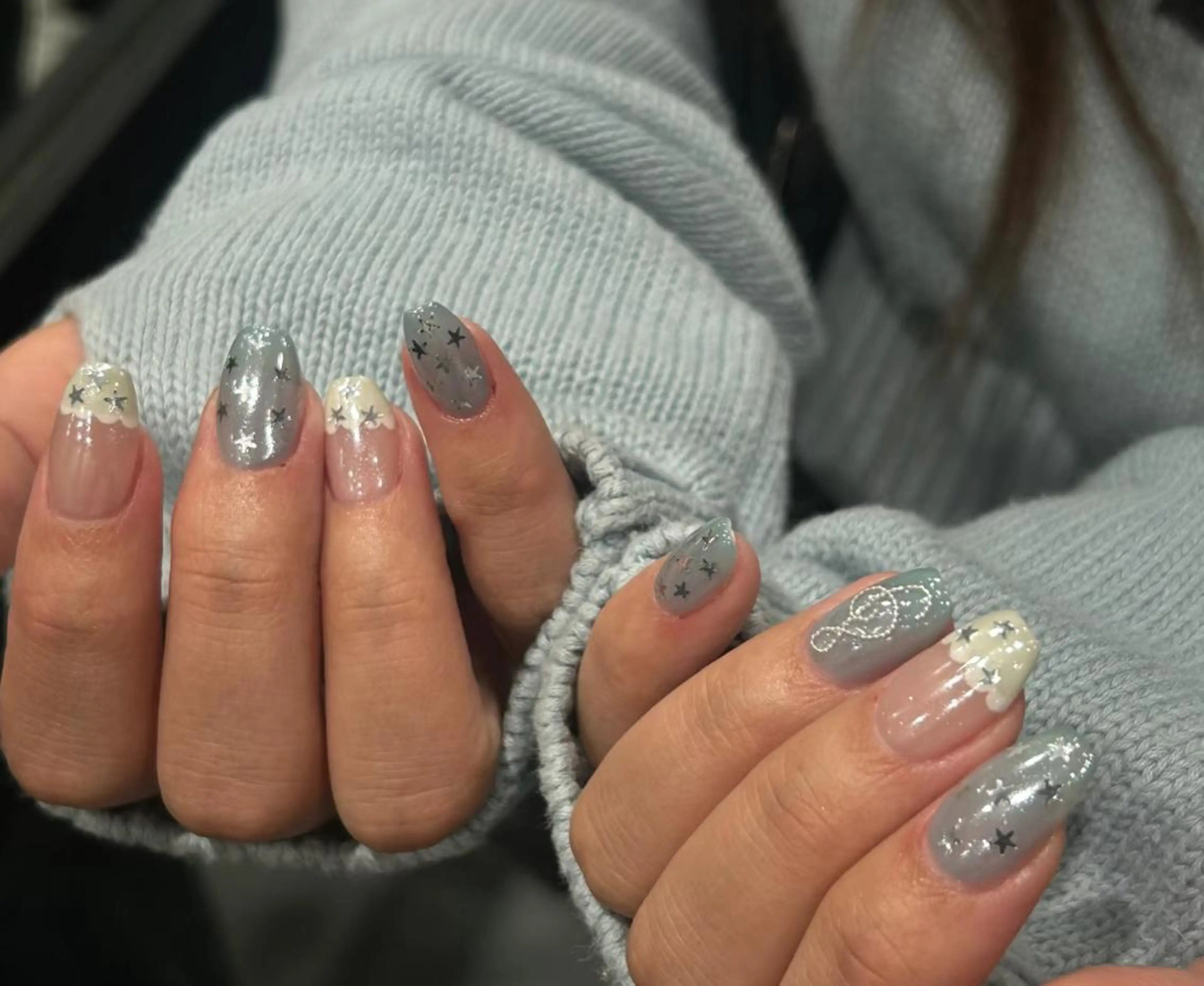 ネイル ハンドネイル 🎀 Ayaka_nailのネイルデザイン