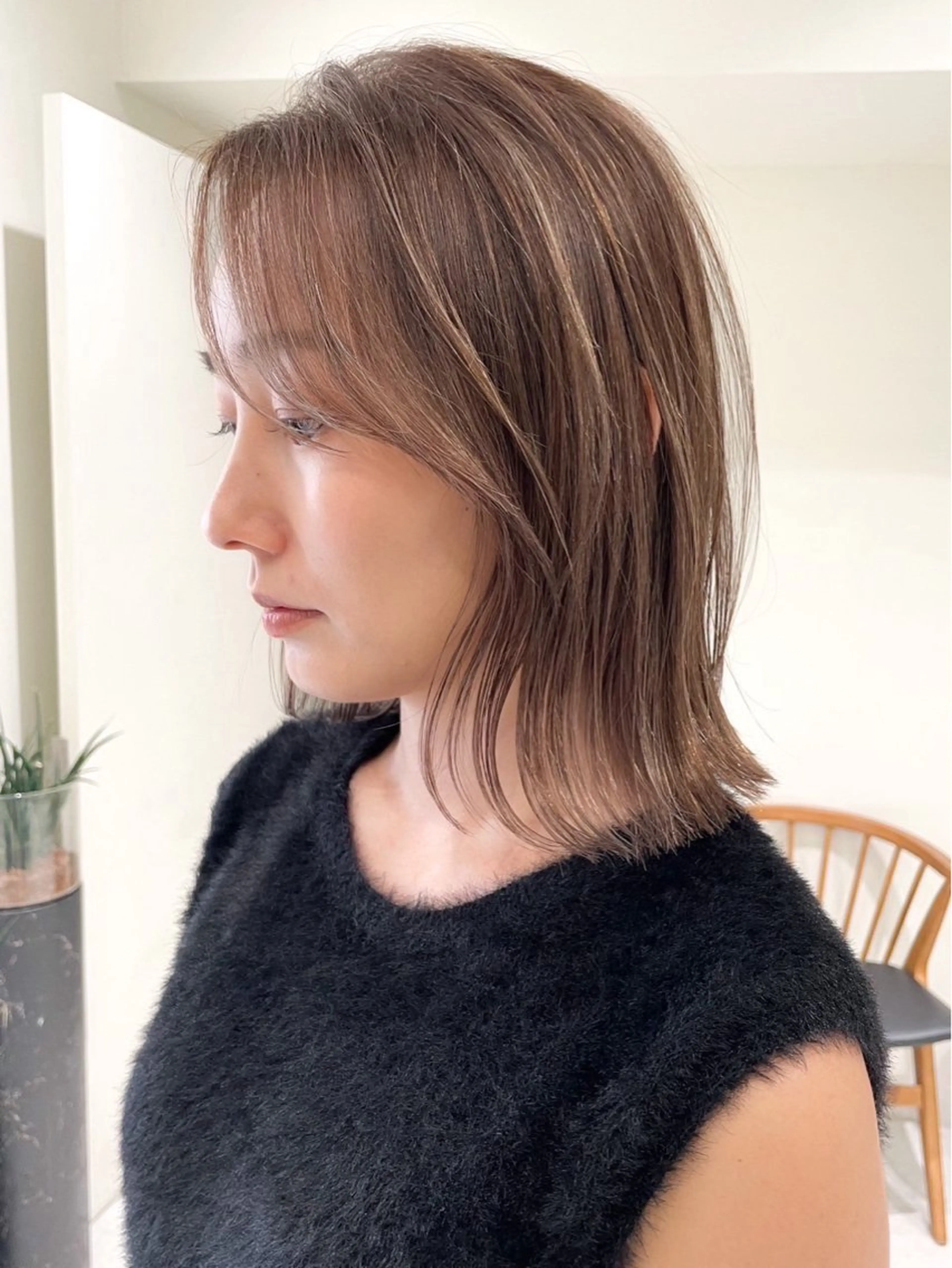 ミディアム カラー ボブレイヤー ハイトーンカラー ボブ レイヤーカット 外ハネヘア ヘアカラー 🌈透明感カラー🌈 🌟吉田祐介🌟のヘアスタイル