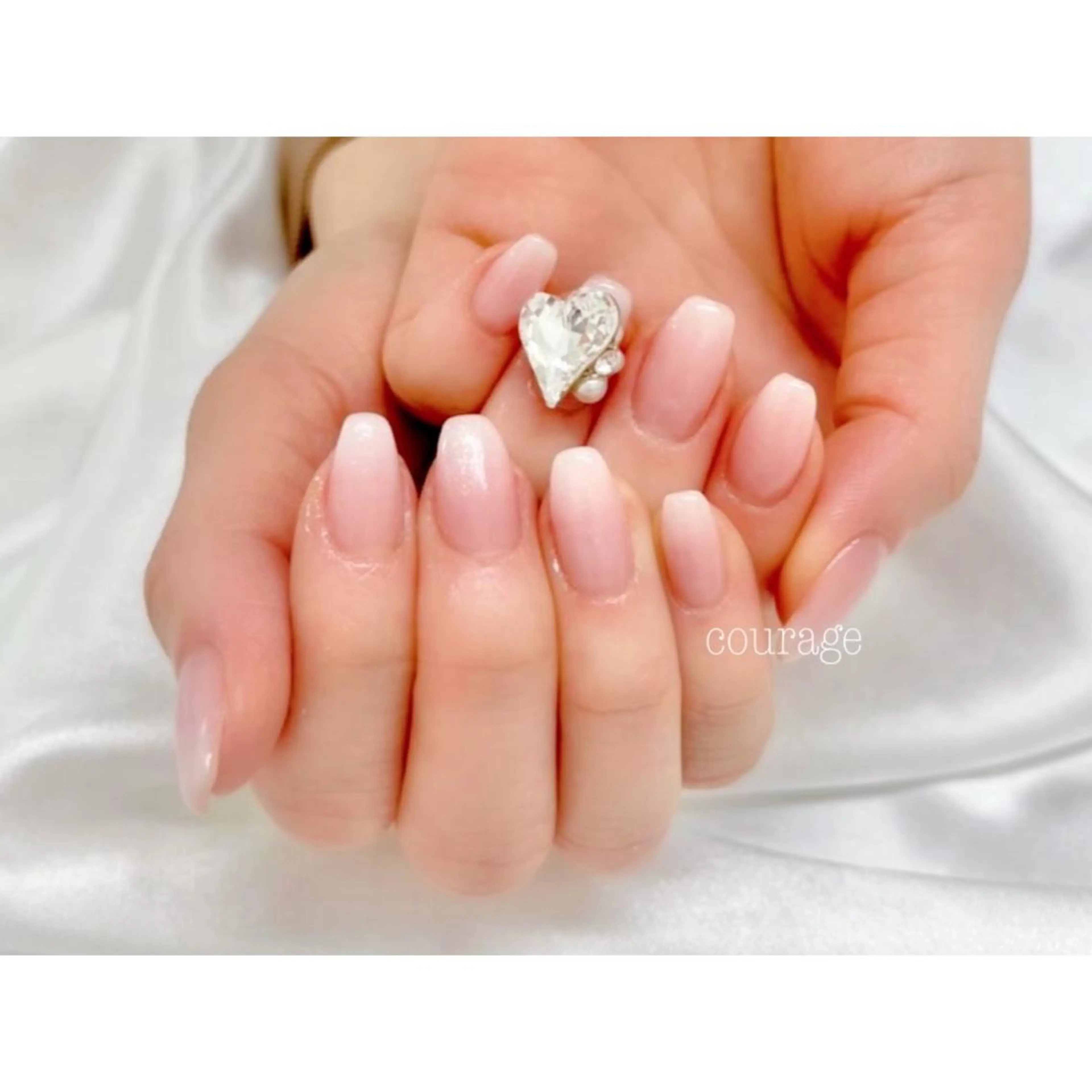ネイル ハート ハンドネイル ネイルサロン courageのネイルデザイン