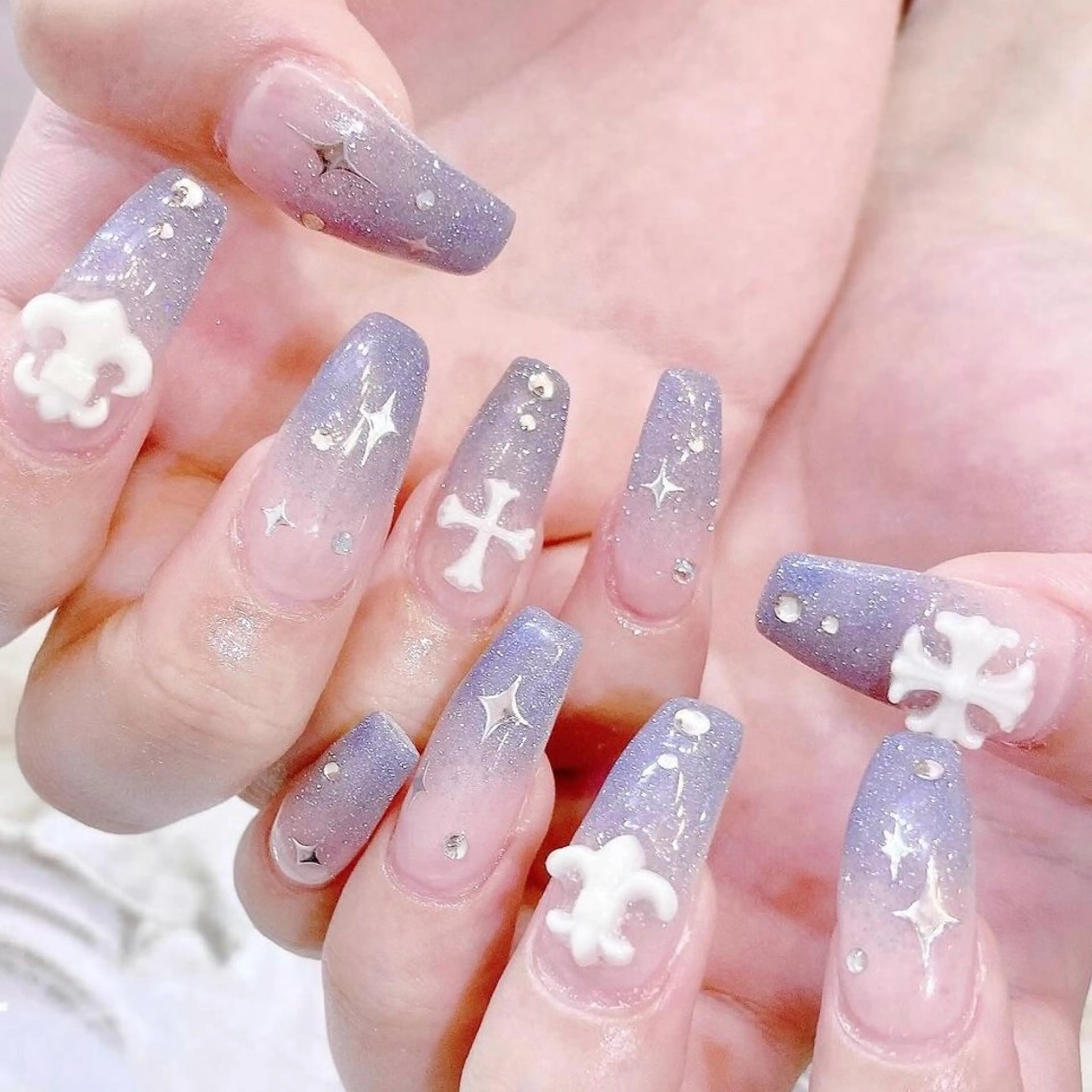 ネイル Manamǐ 個性派のネイルデザイン