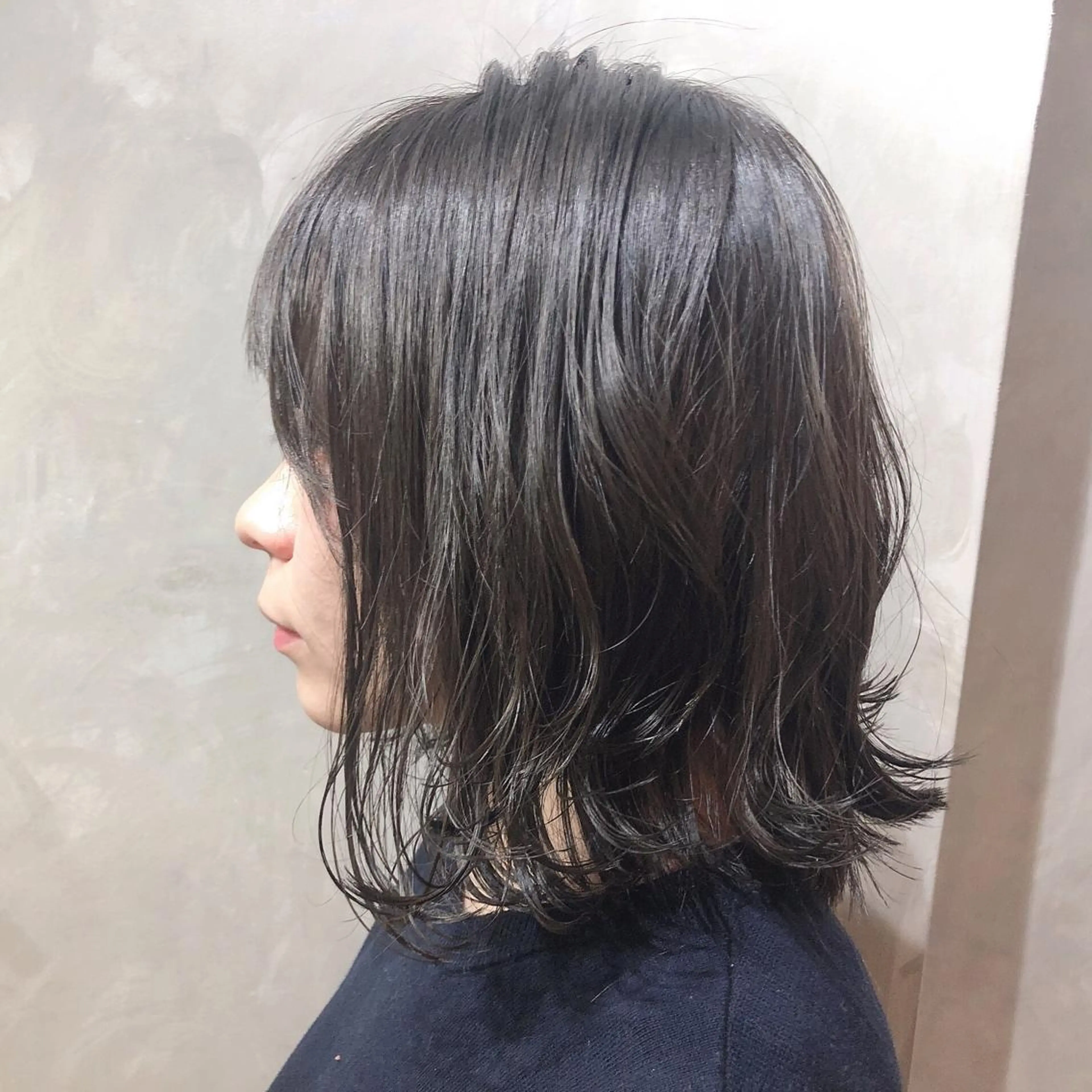 ショート カラー ブルーカラー ブルージュ カット ヘアカラー friity所属・🕊️ HONOKAのヘアスタイル