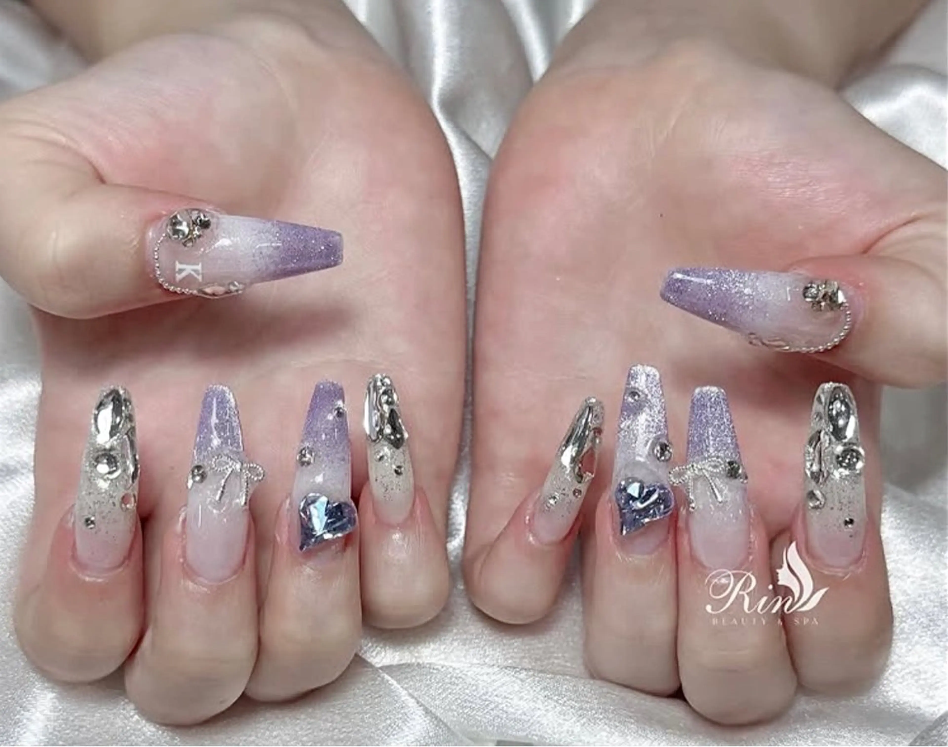 ネイル アートネイル 長さ出し ガーリー 韓国ネイル 持ち込み Rin Nail 新大久保店のネイルデザイン