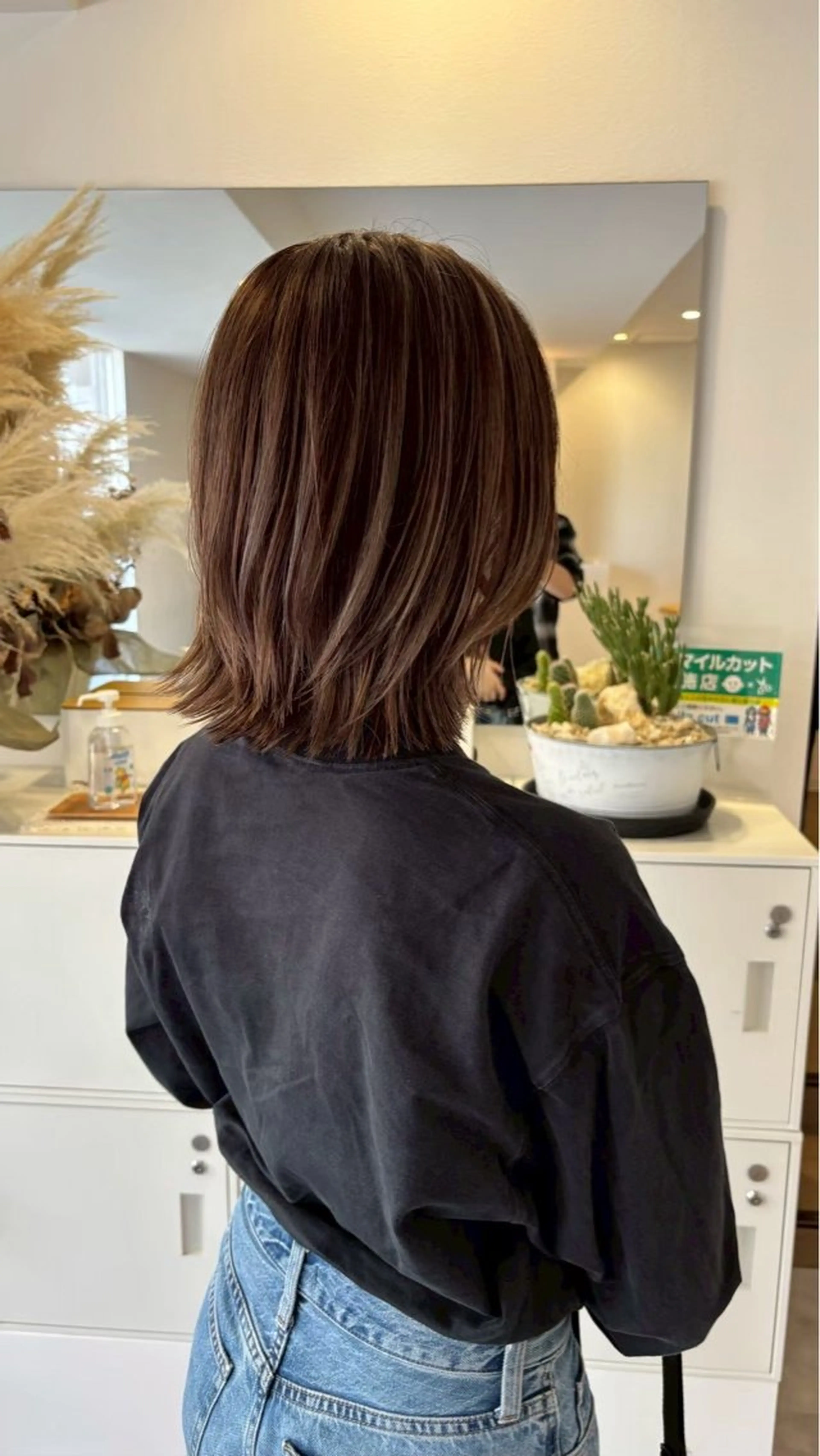 ミディアム ボブレイヤー ボブ レイヤーカット 新井 美優のヘアスタイル