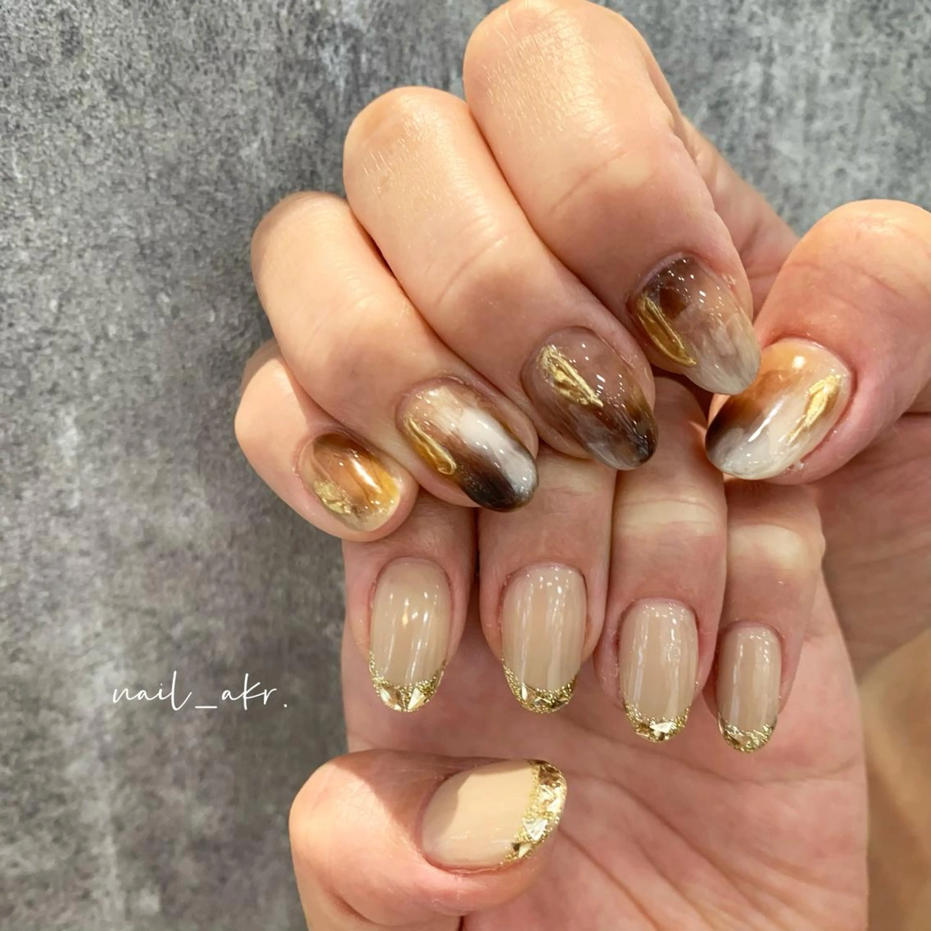 ネイル アートネイル フレンチネイル ガラスフレンチ nailAVANCE akariのネイルデザイン