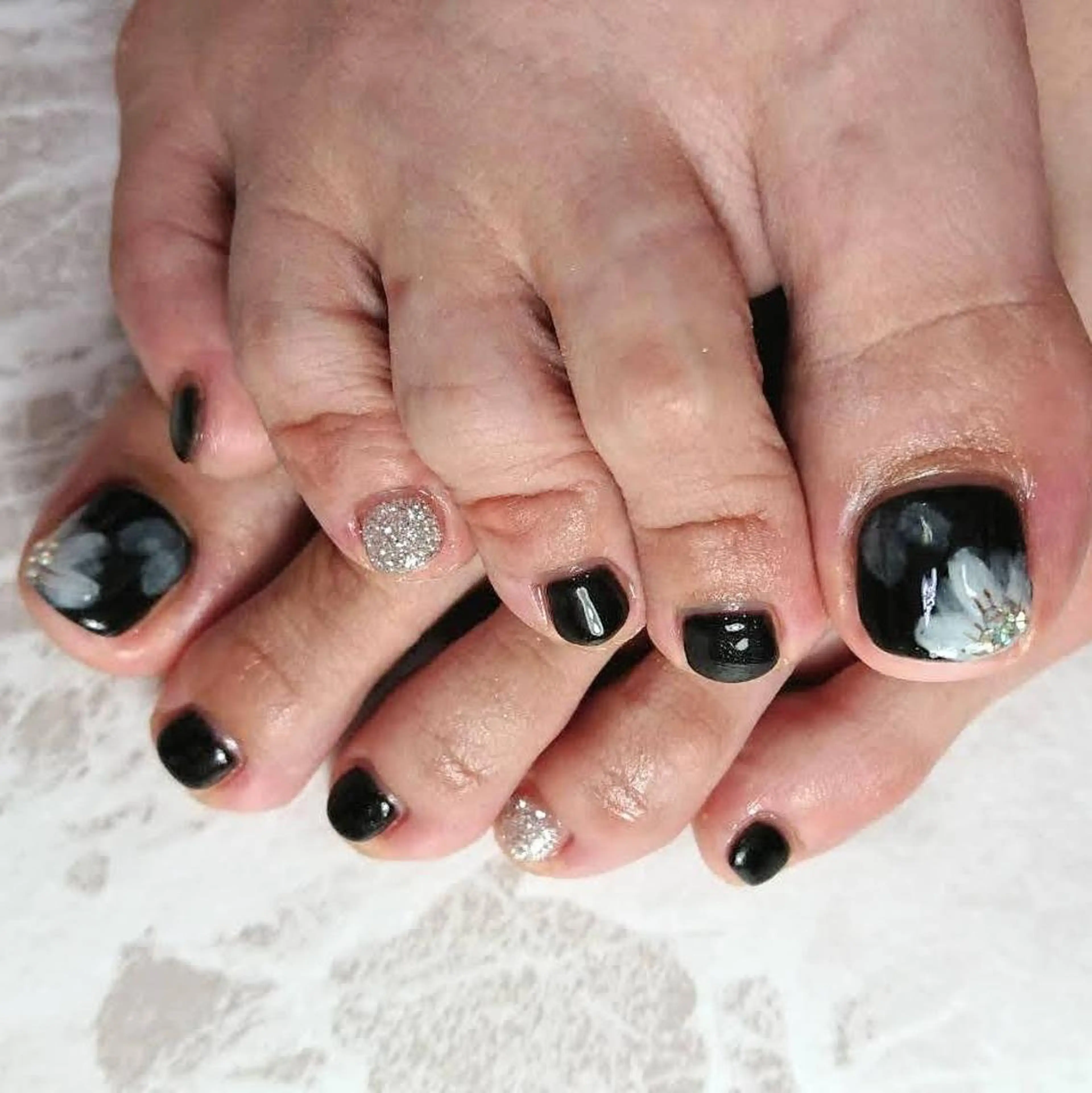 ネイル フットネイル 林 珠里のネイルデザイン