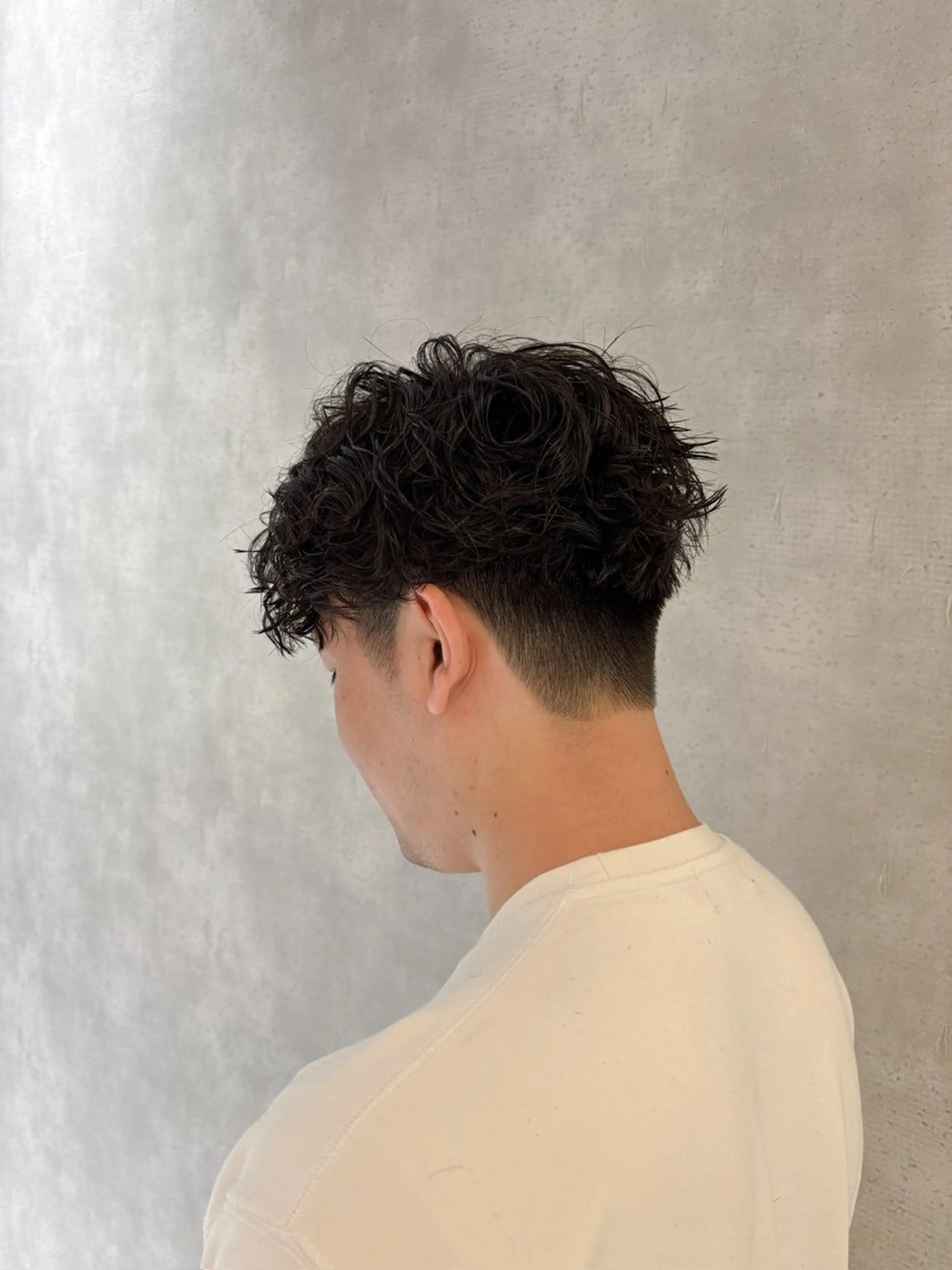 ショート パーマ メンズ 波巻きパーマ カット パーマ 宮嶋 勇輔のヘアスタイル