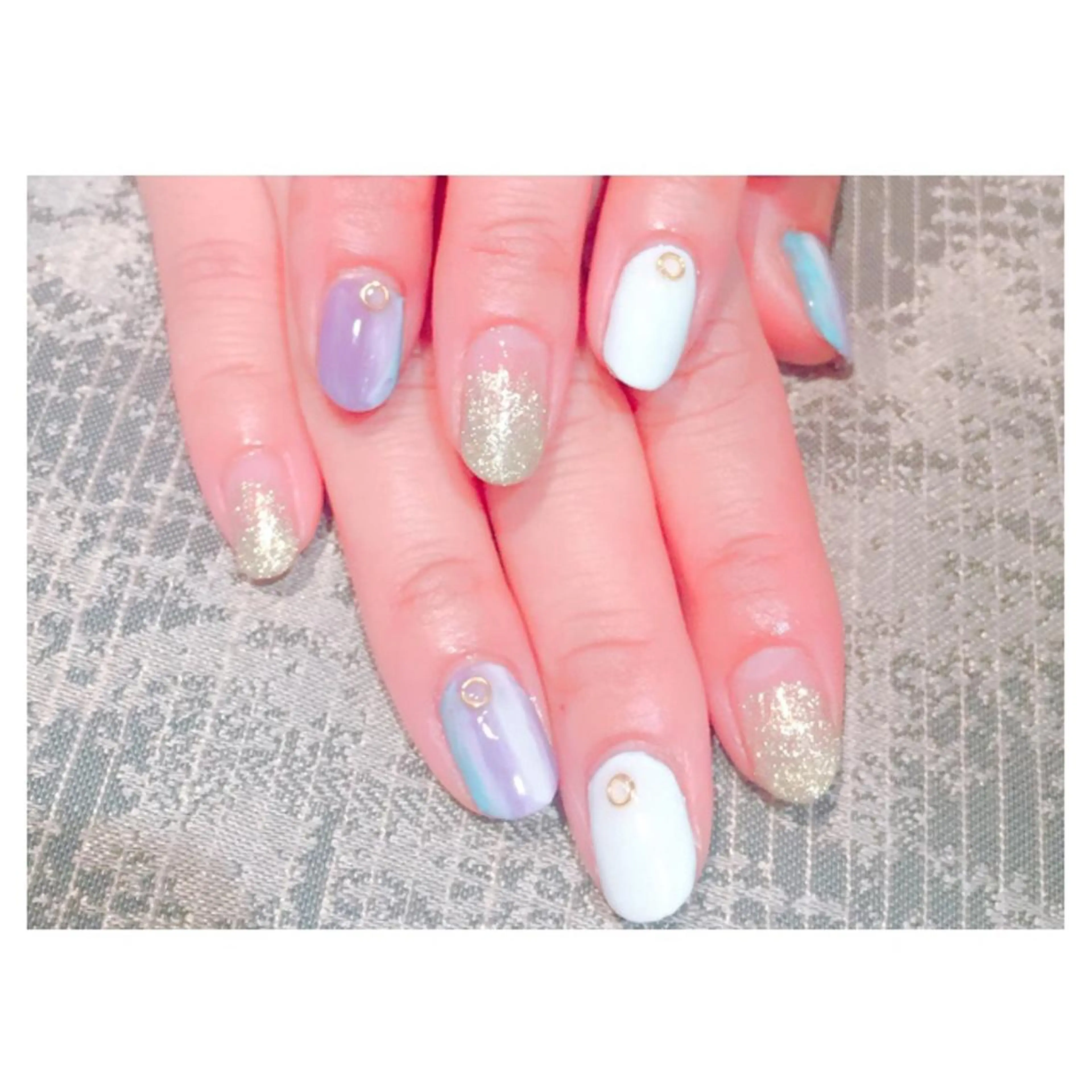 ネイル ニュアンスネイル パステルネイル 透明感♡︎♡︎ 佐々木早苗のヘアスタイル