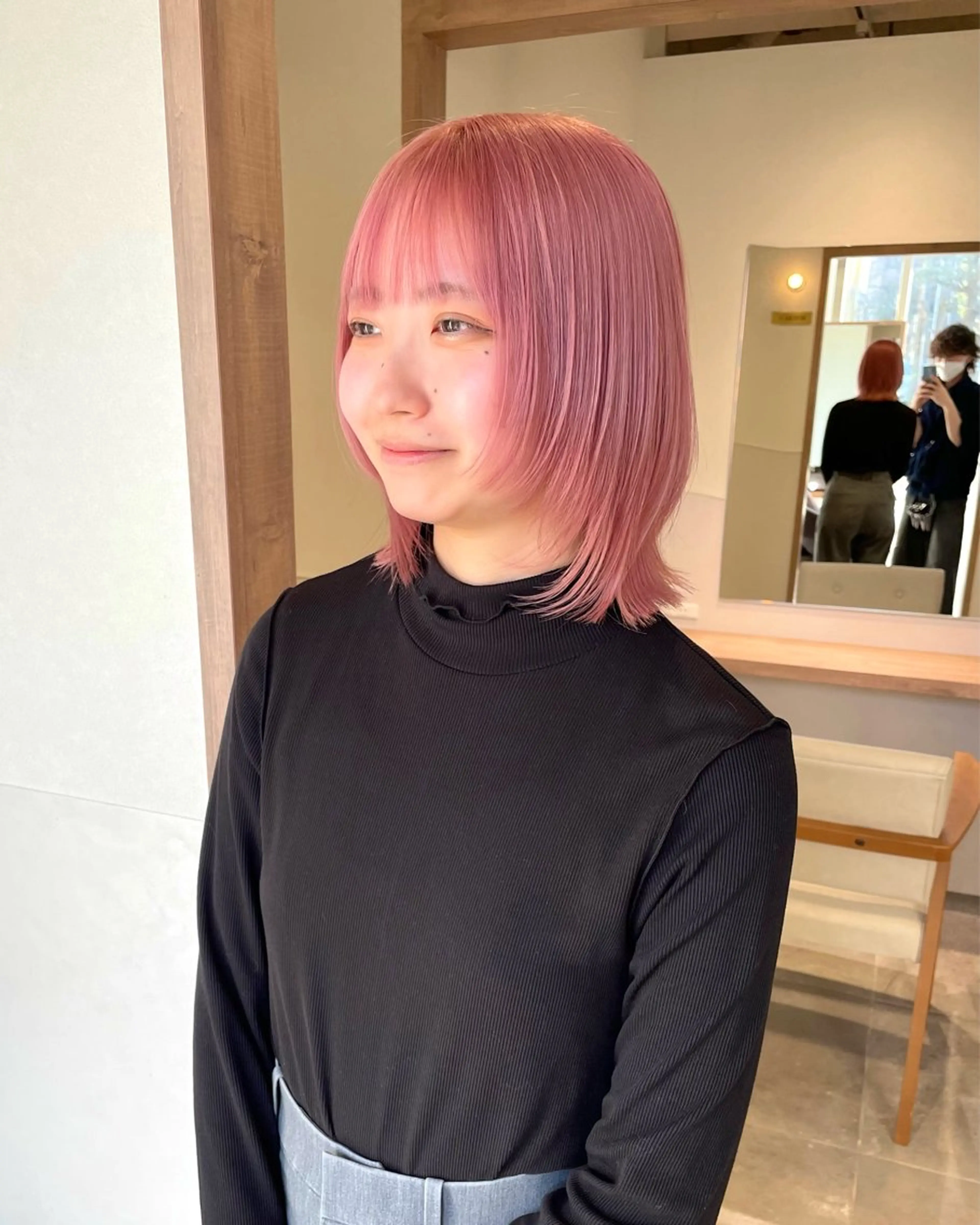 ミディアム カラー ベージュカラー ピンクカラー ピンクベージュ レイヤーカット カット ヘアカラー トリートメント 武田 清久のヘアスタイル