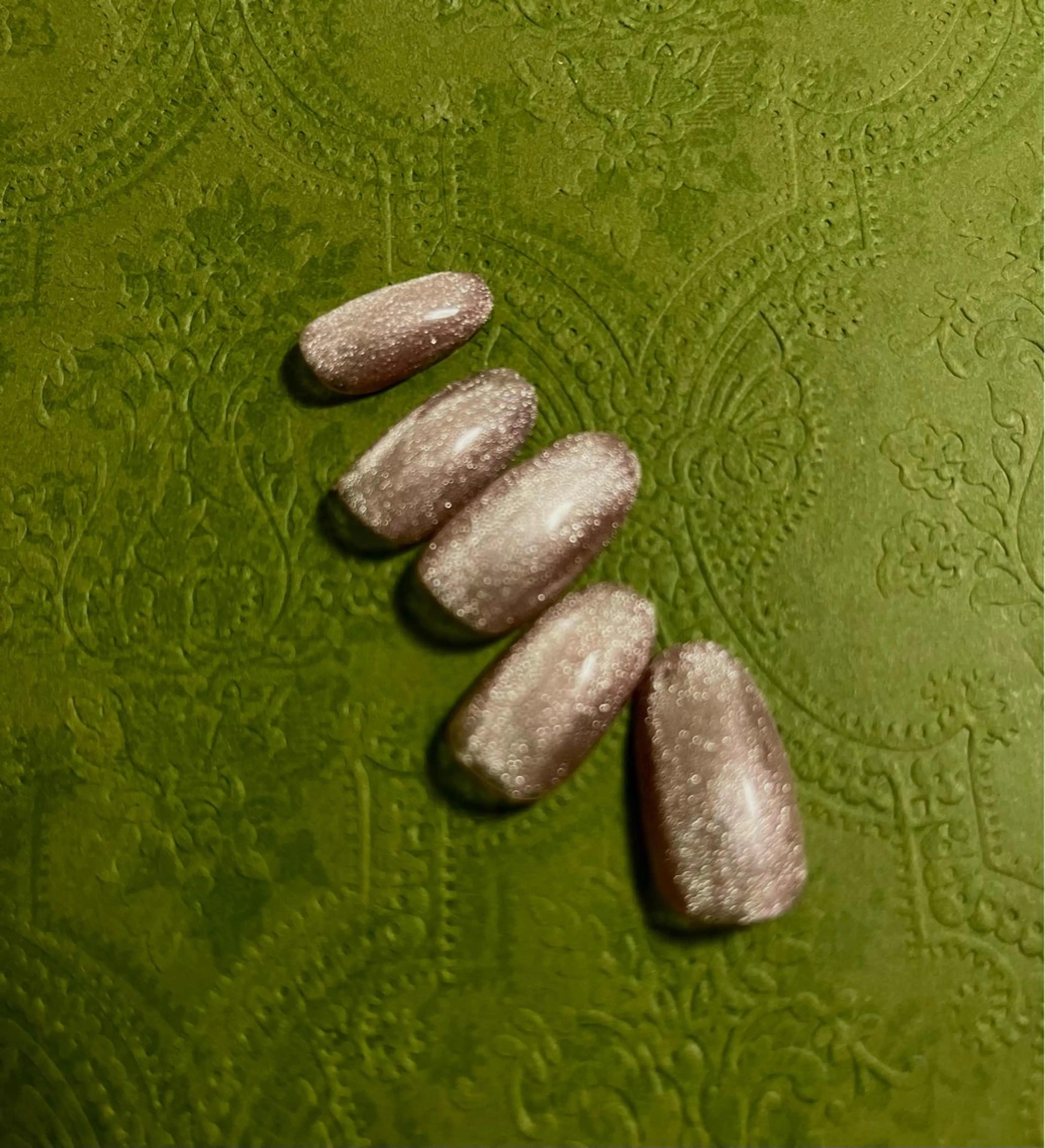 ネイル キラキラネイル マグネットネイル ハンドネイル ごとう れいこのネイルデザイン