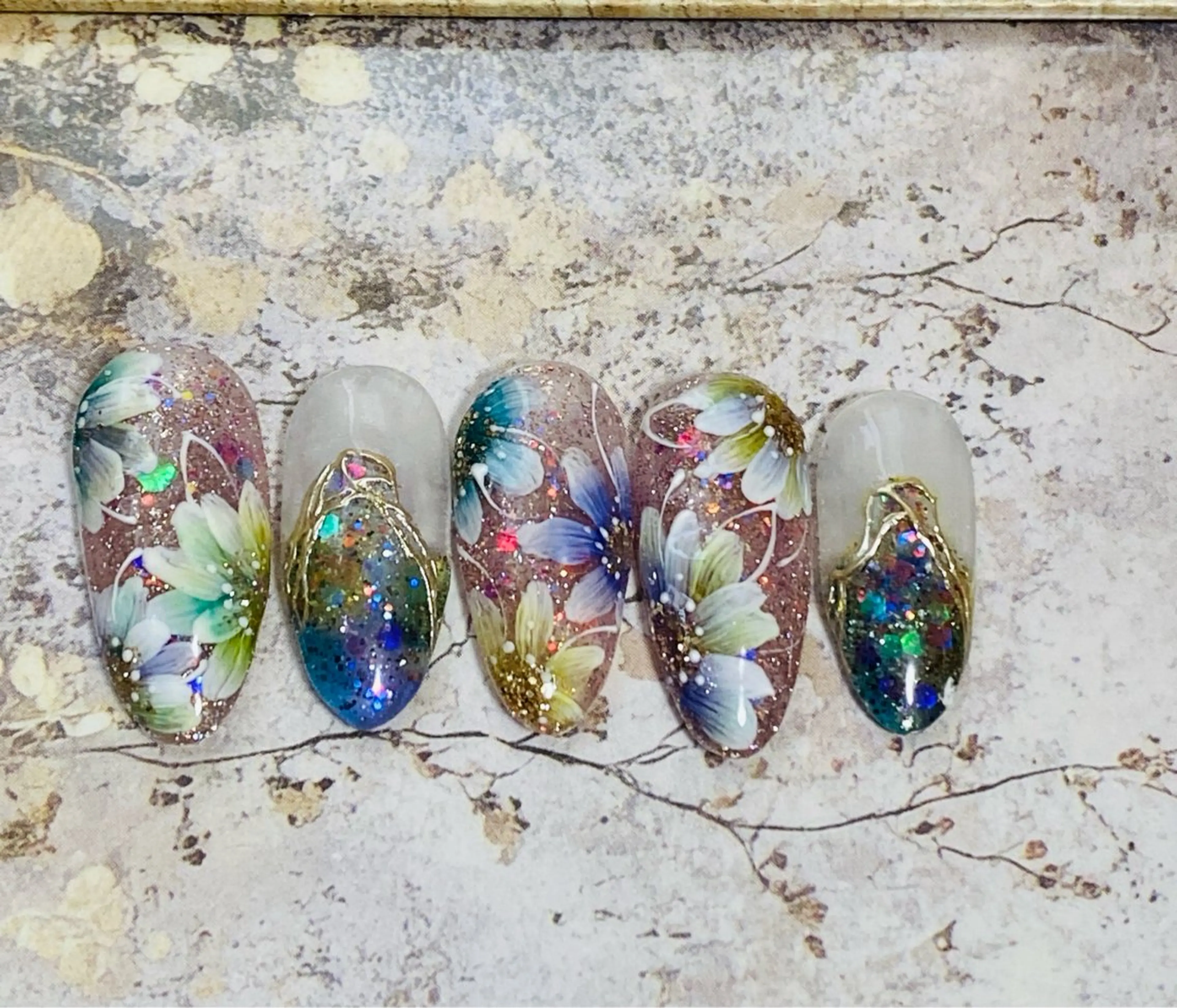 ネイル フラッシュネイル 自宅ネイルサロン ♦️nuance♦️のネイルデザイン