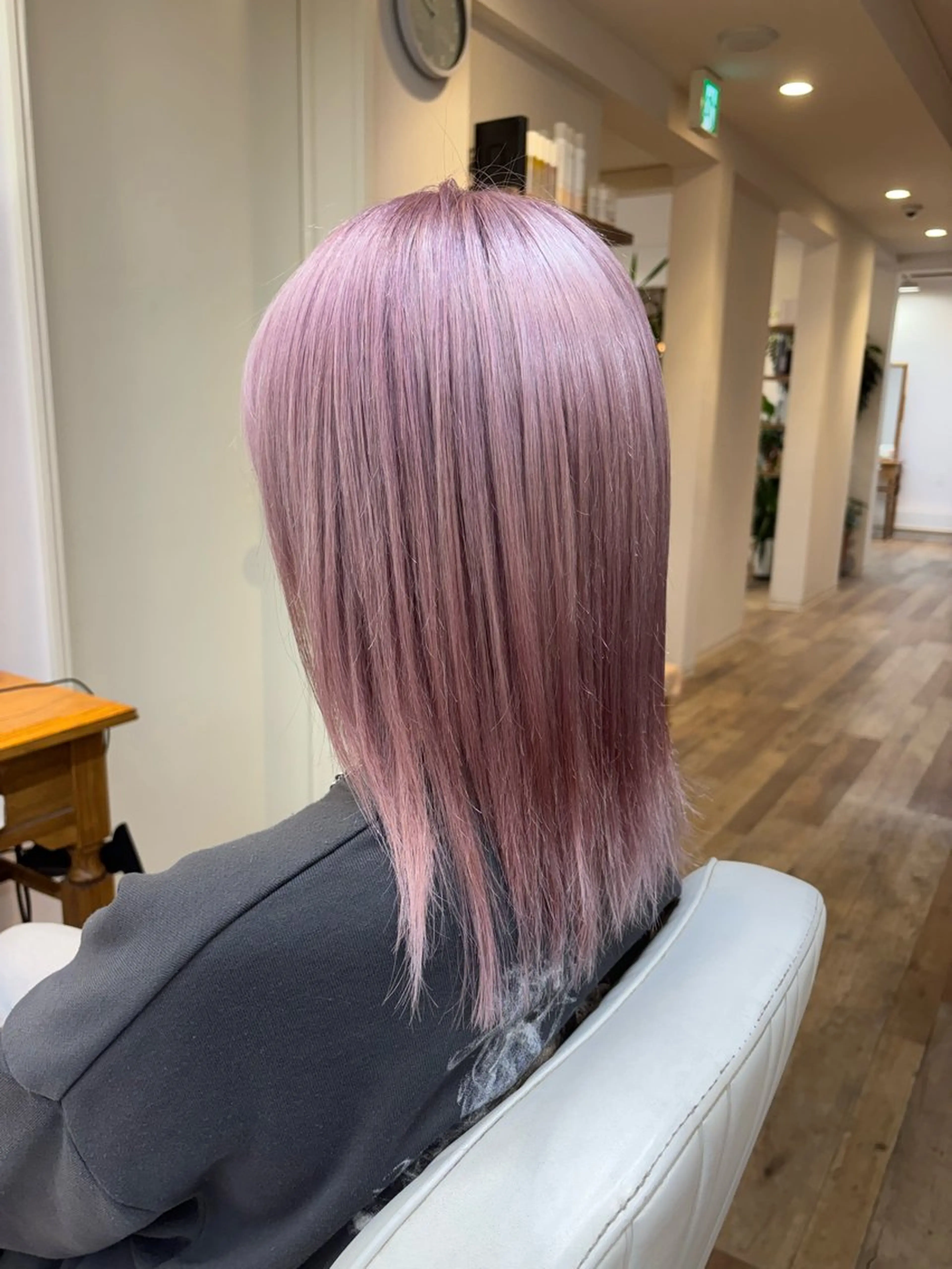 ミディアム カラー ラベンダーカラー ラベンダーピンク ピンクカラー シルバー カット ヘアカラー トリートメント Osawa Yutoのヘアスタイル