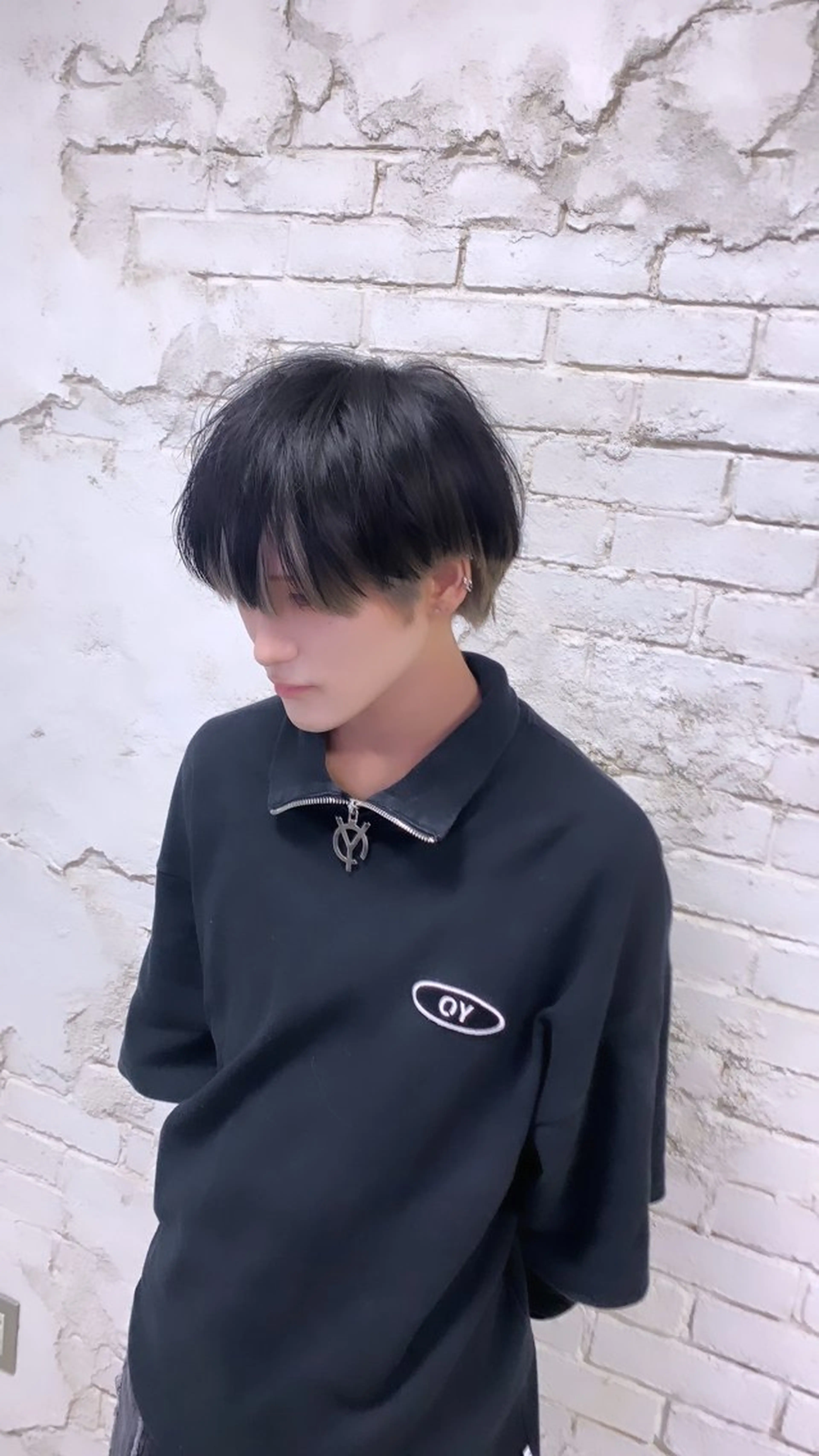 ショート 派手髪支持率No1 Eisukeのヘアスタイル