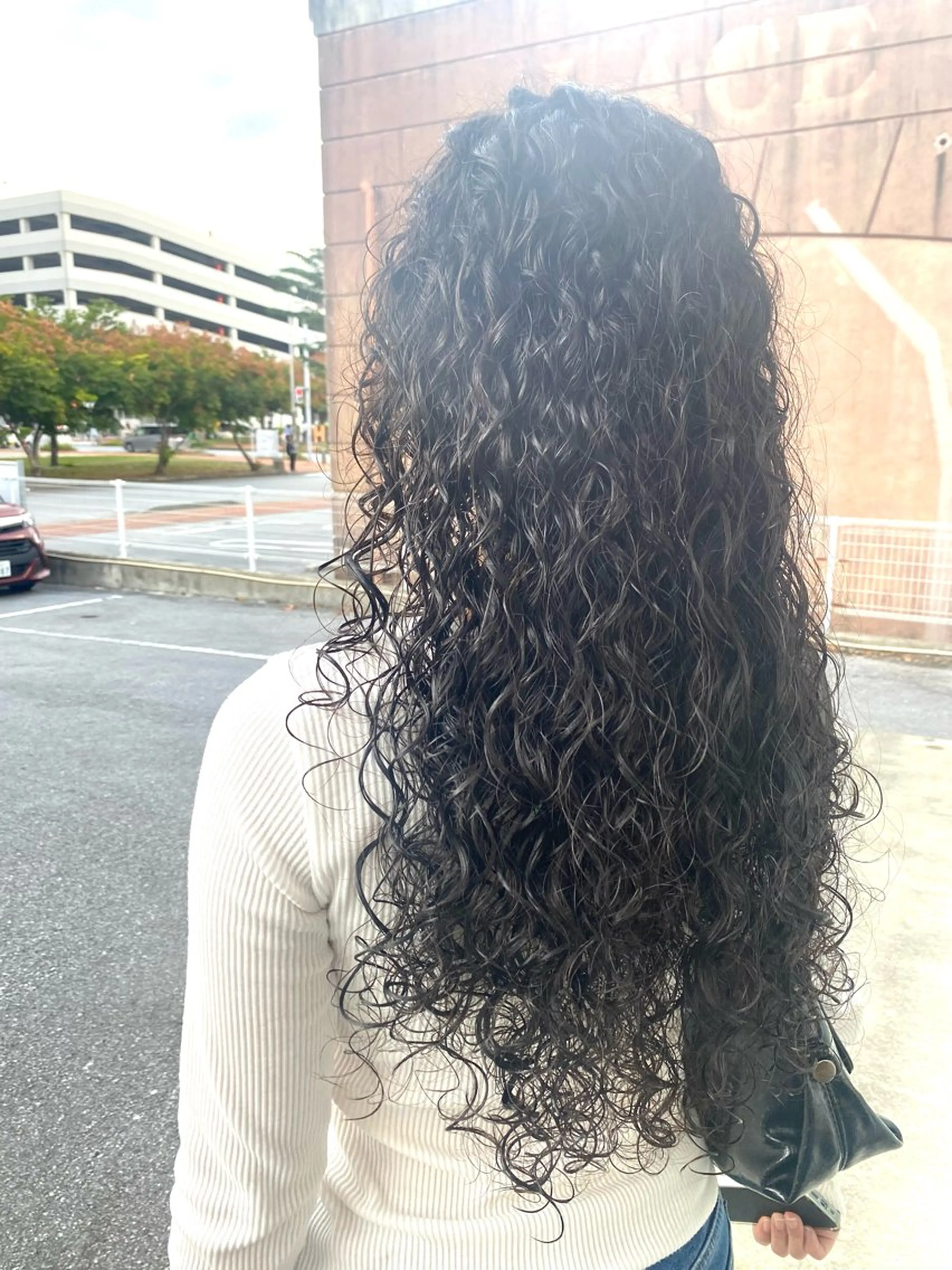 ロング パーマ カット パーマ 饒平名 知也のヘアスタイル