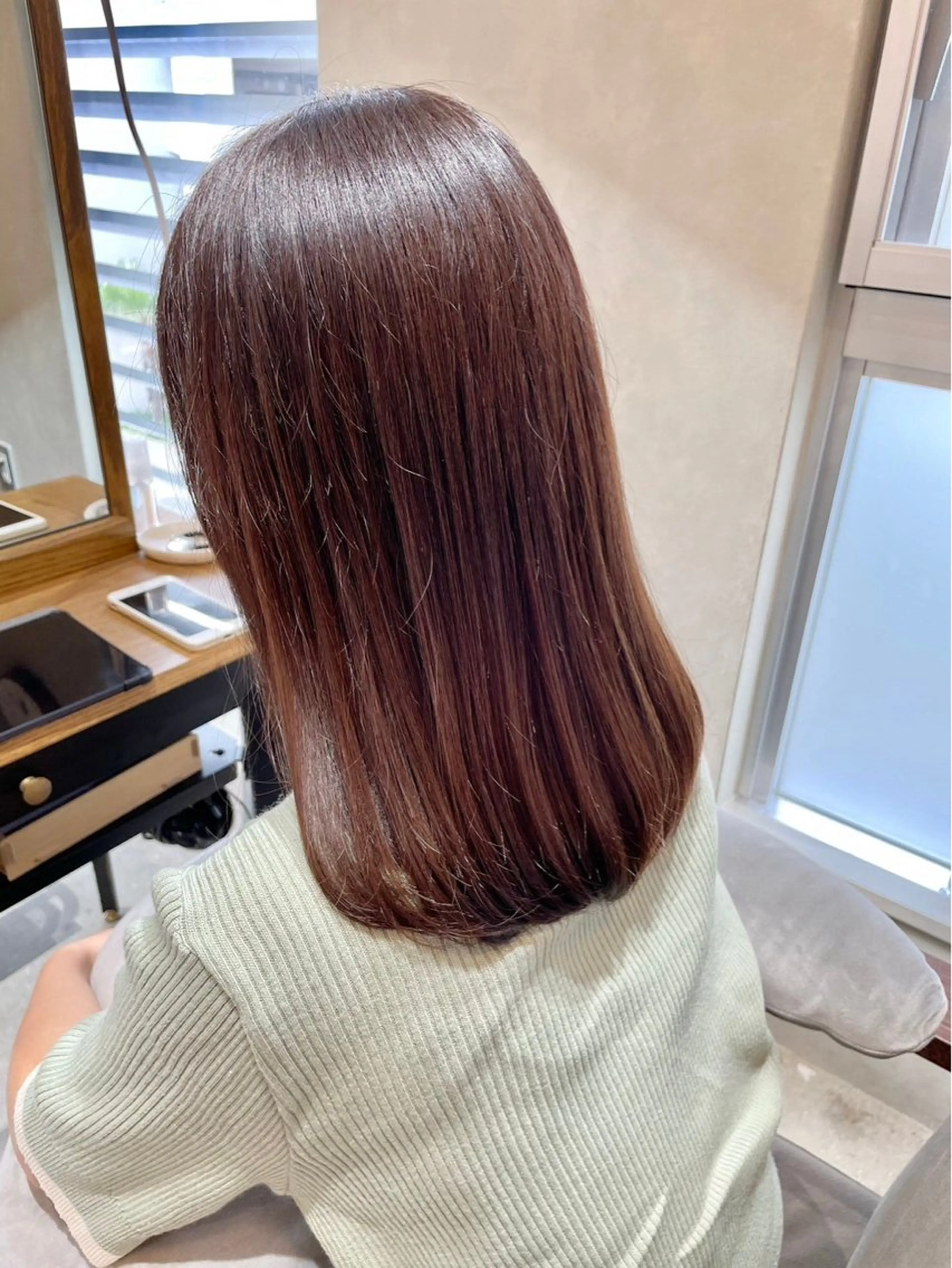 ミディアム カラー Hair ruup 平良那生のヘアスタイル