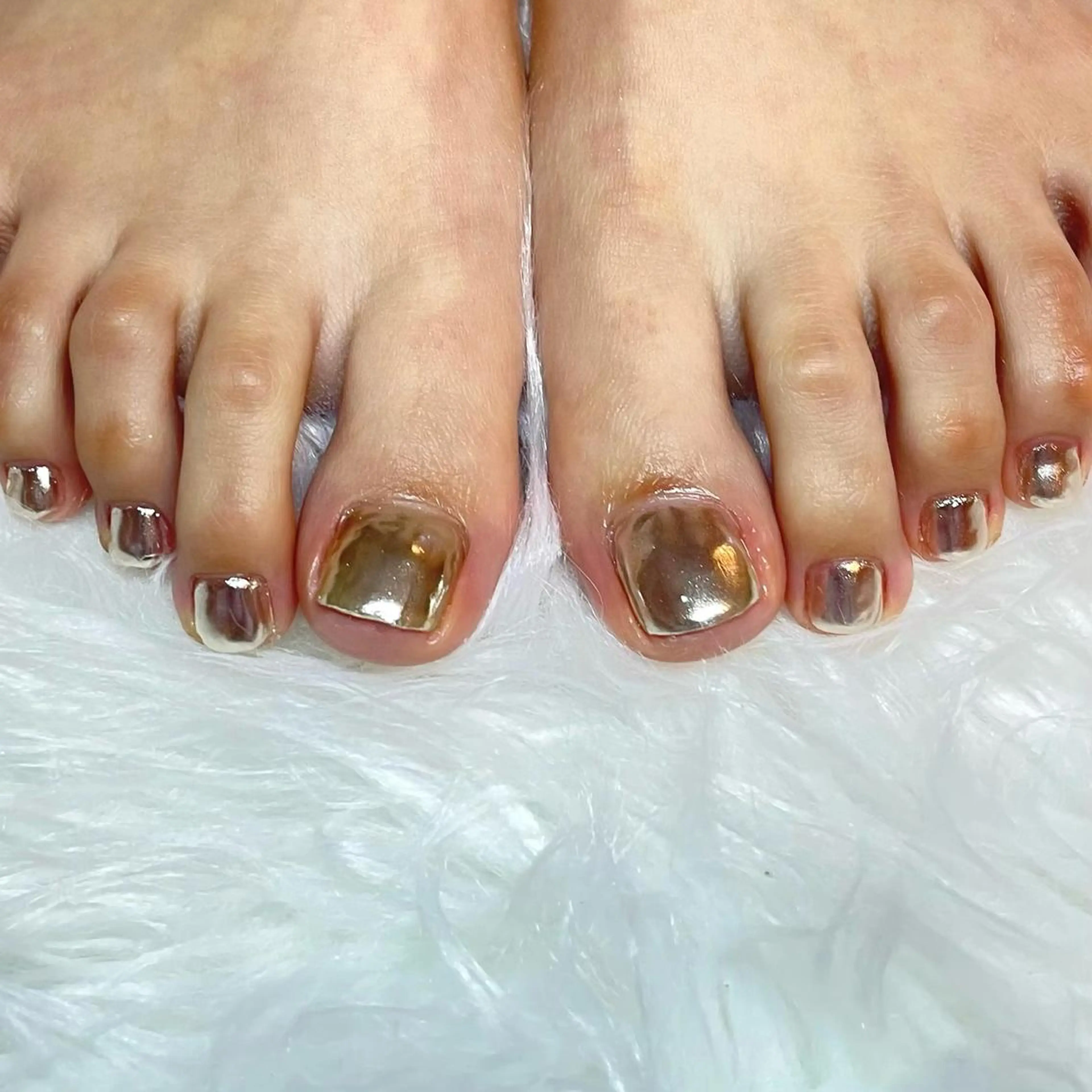 ネイル ミラーネイル フットネイル nailsalon miiのネイルデザイン