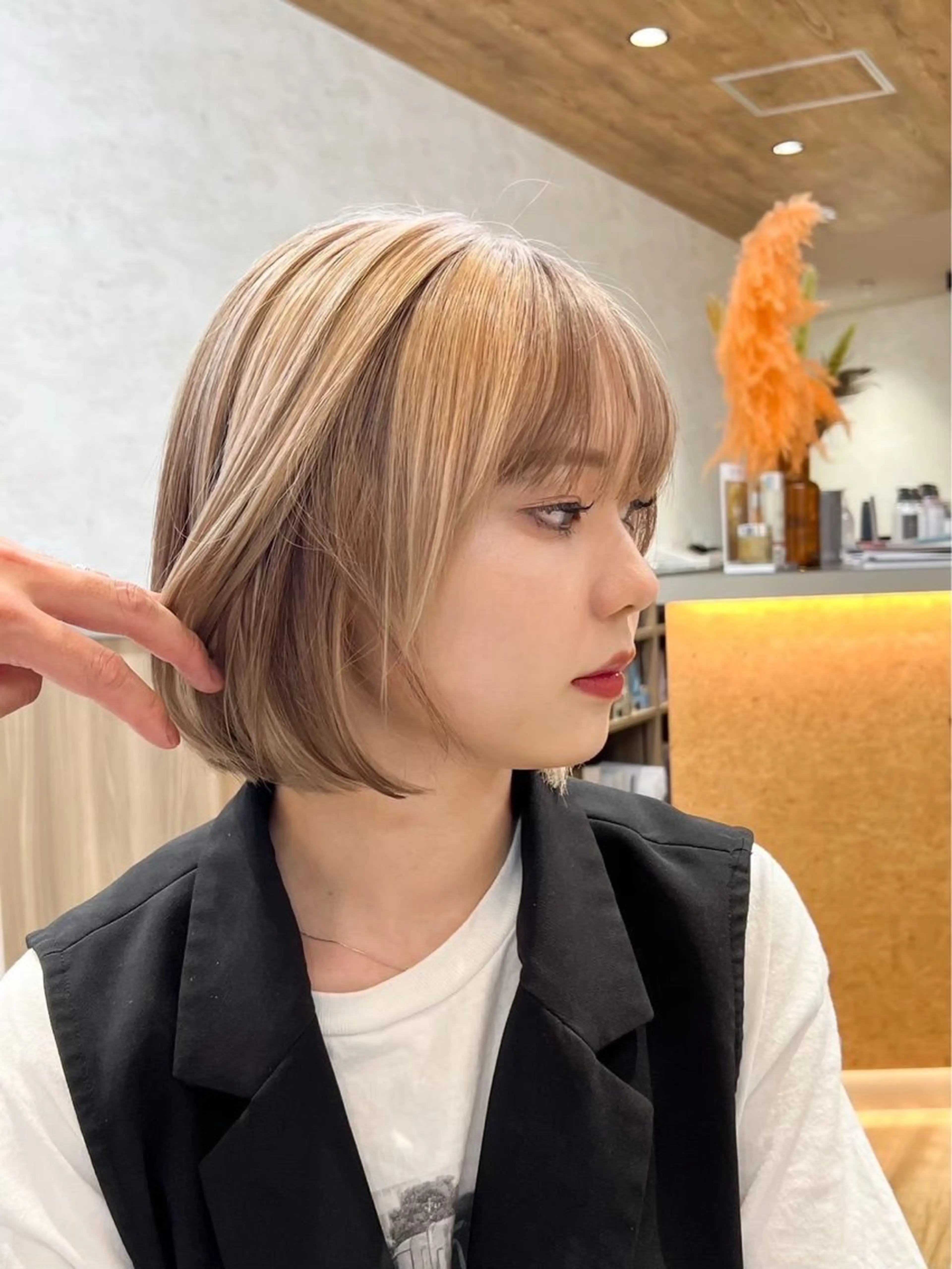 ショート レイヤー/ハイトーン 艶感/ririkaのヘアスタイル