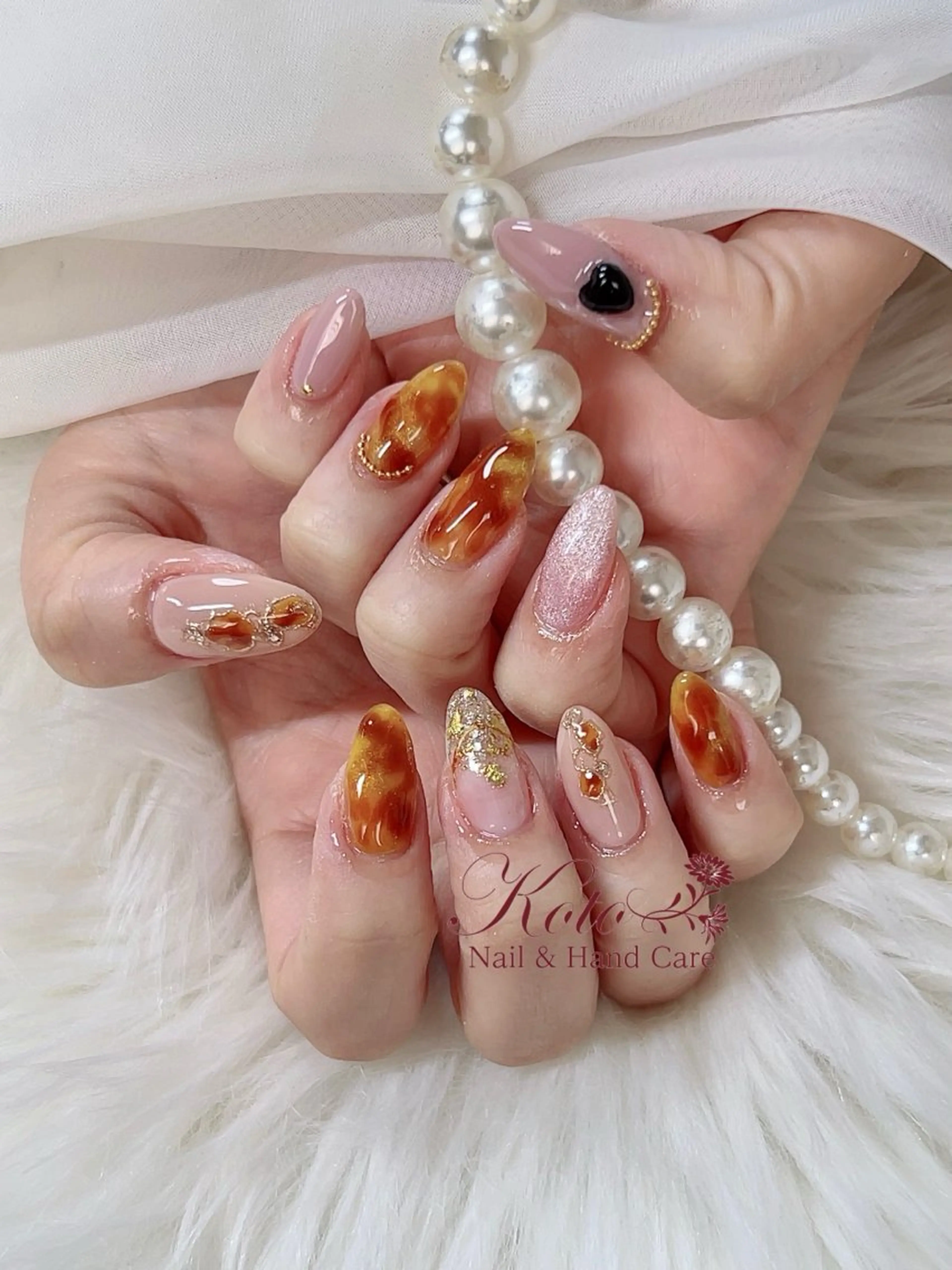 ネイル べっ甲ネイル 長さ出し ジェルネイル 持ち込み ニュアンスネイル ハンドネイル Nail Salon KOTOのネイルデザイン