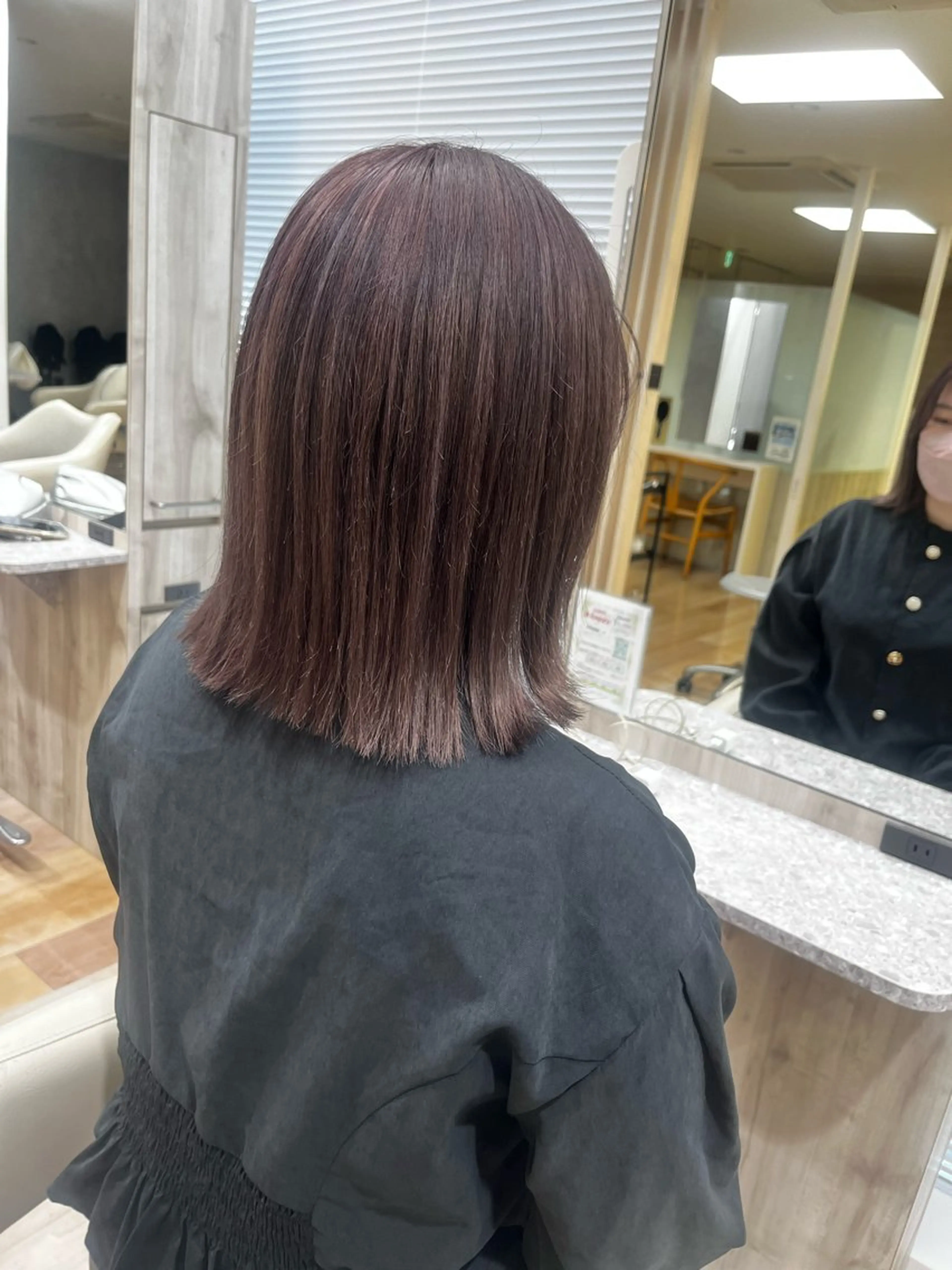 ミディアム ボブ 大人かわいい lobec/田代のヘアスタイル