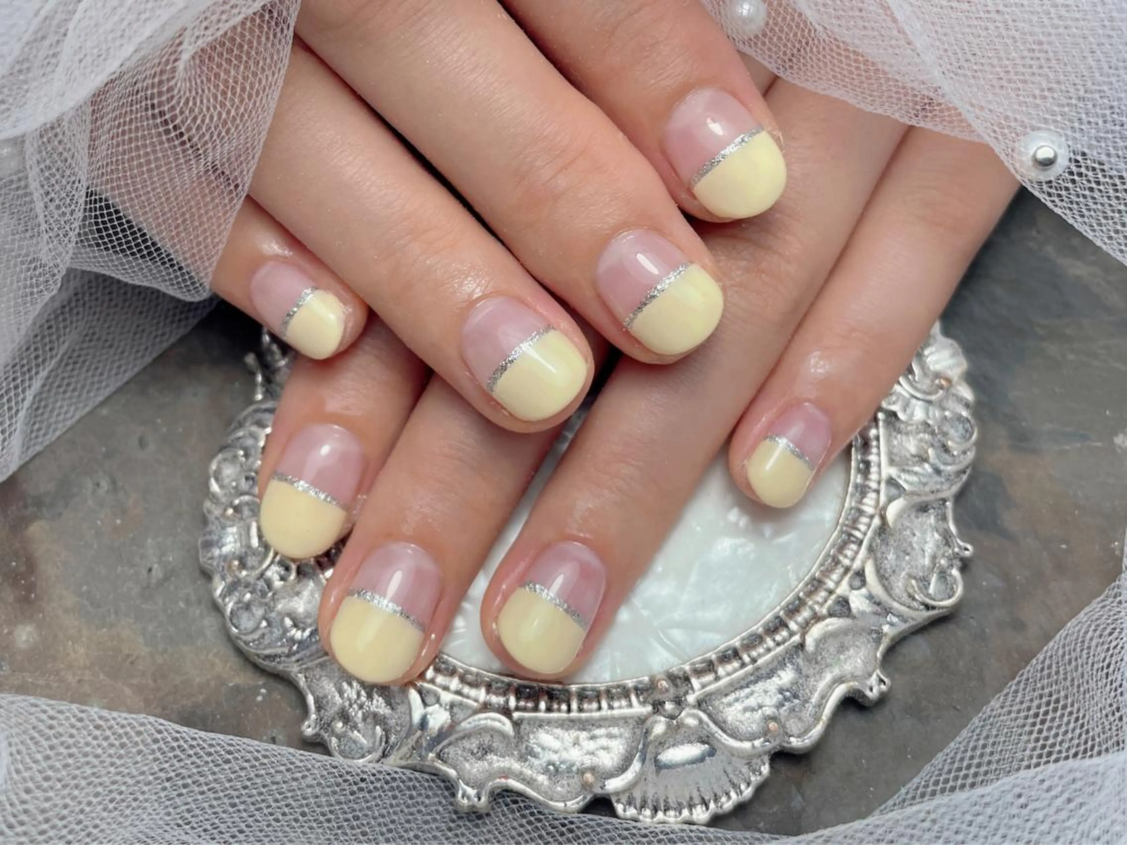 ネイル ハンドネイル マジックミラー所属・マジック ミラーのネイルデザイン