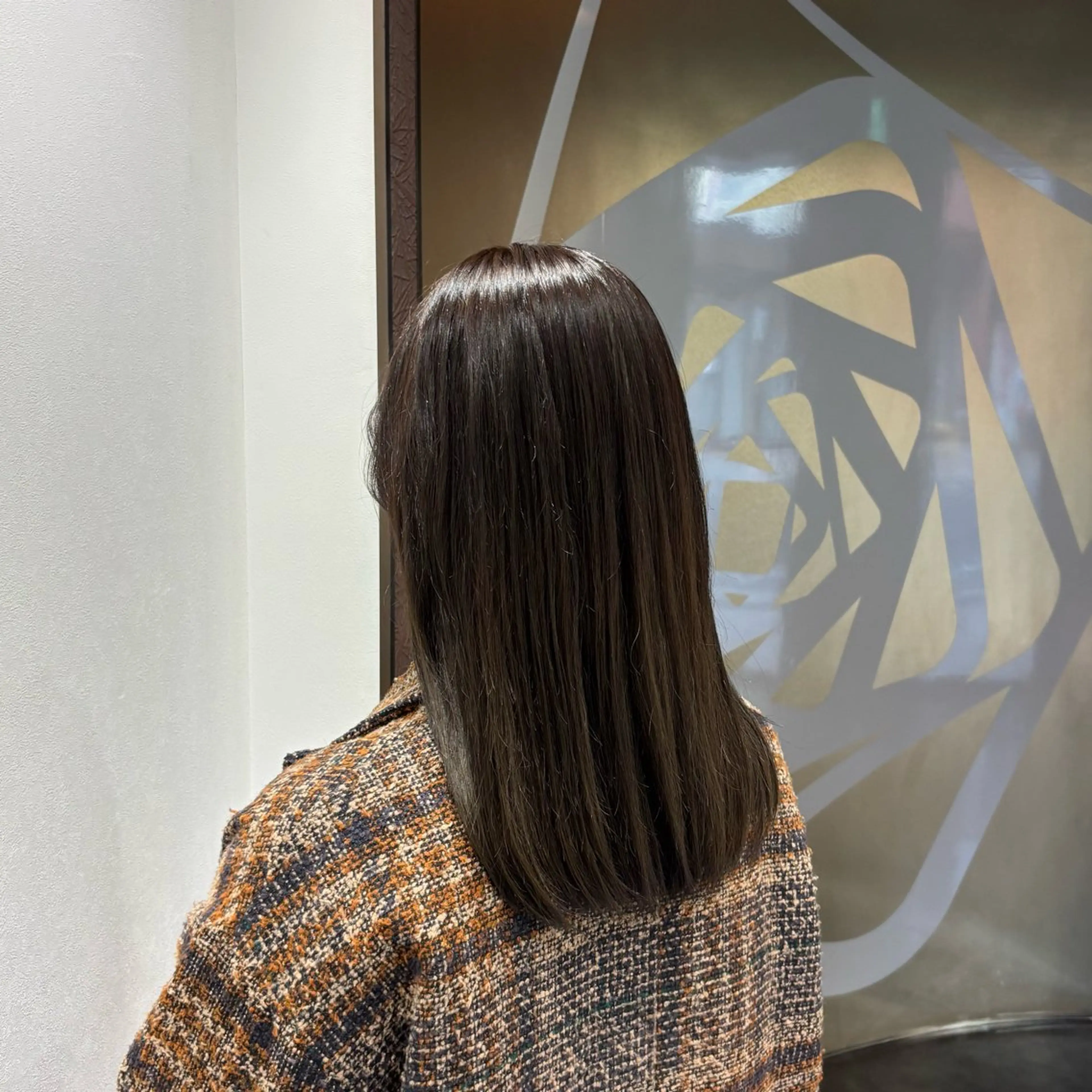 セミロング カラー ベージュカラー ブラウンカラー オリーブベージュ 髪質改善 トリートメント 🌸石間伏 愛理🌸のヘアスタイル