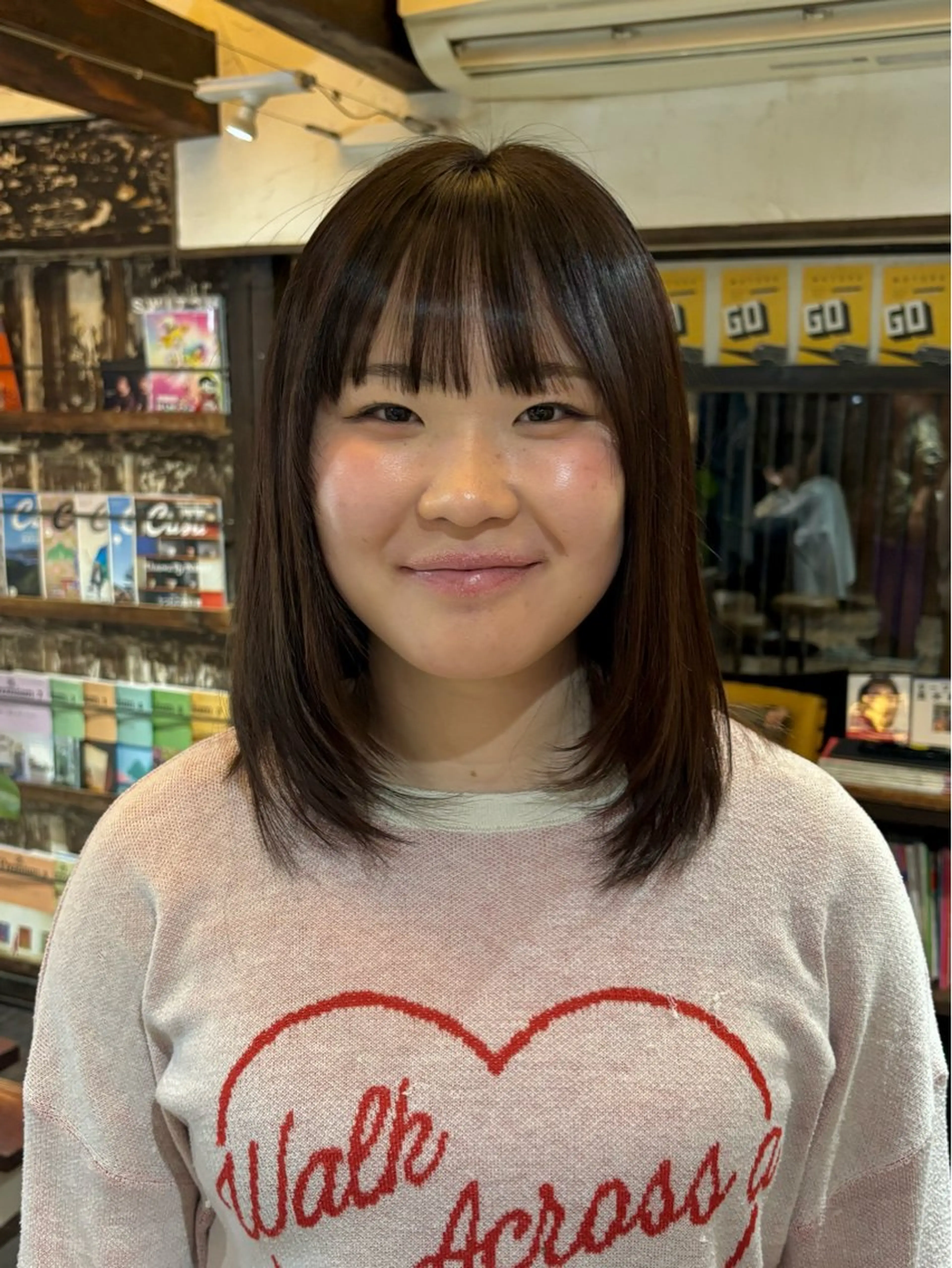 ミディアム 顔周りカット レイヤーカット カット ボブ/レイヤーカット ｜ヨシダユウセイのヘアスタイル