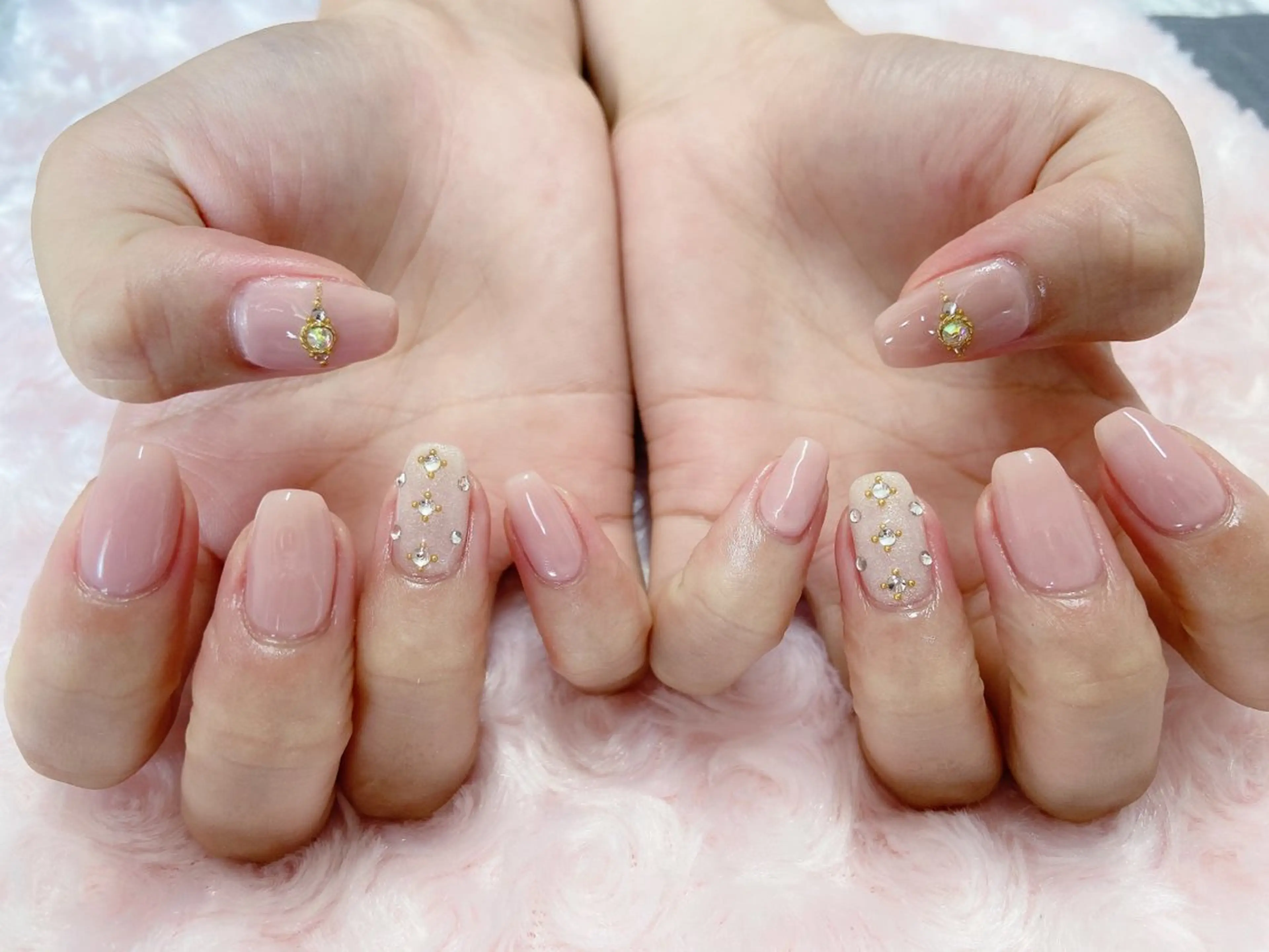 ネイル チークネイル ジェルネイル オフィスネイル ワンカラーネイル パラジェル nail salon Berry所属・前田 りかのネイルデザイン