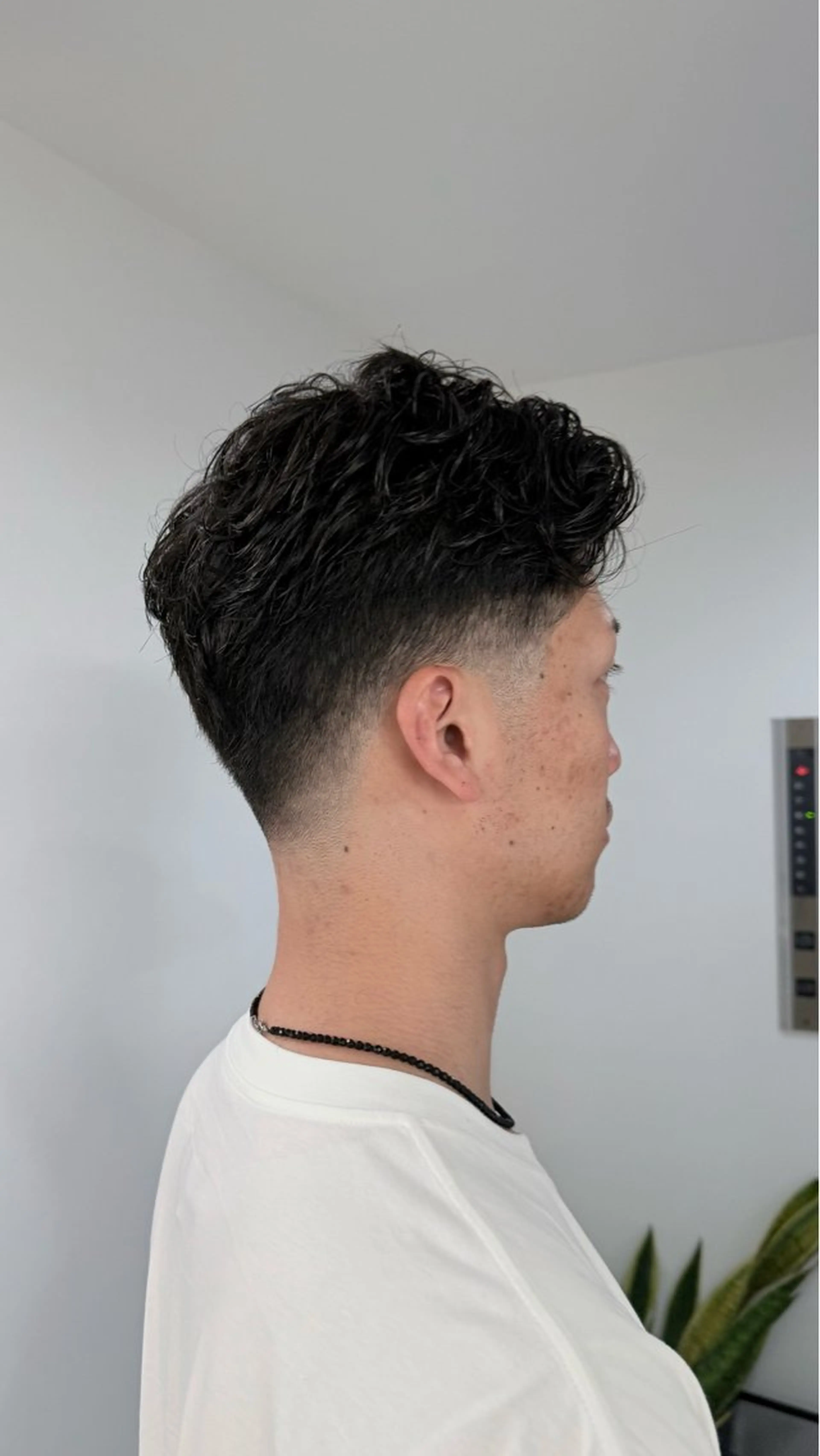 メンズ フェードカット メンズ特化美容師 安藤瑠希のヘアスタイル
