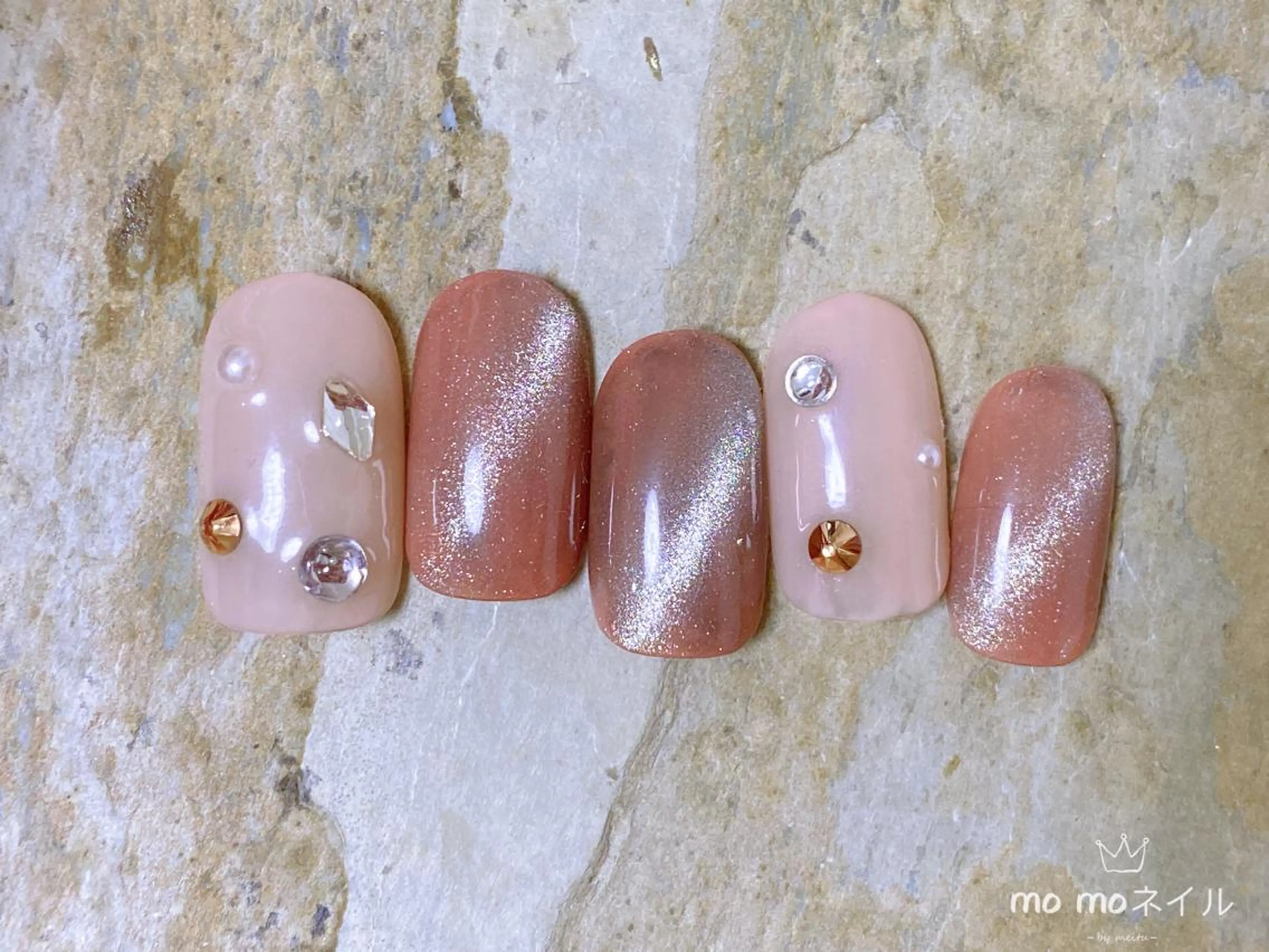 ネイル MOMO nailのネイルデザイン