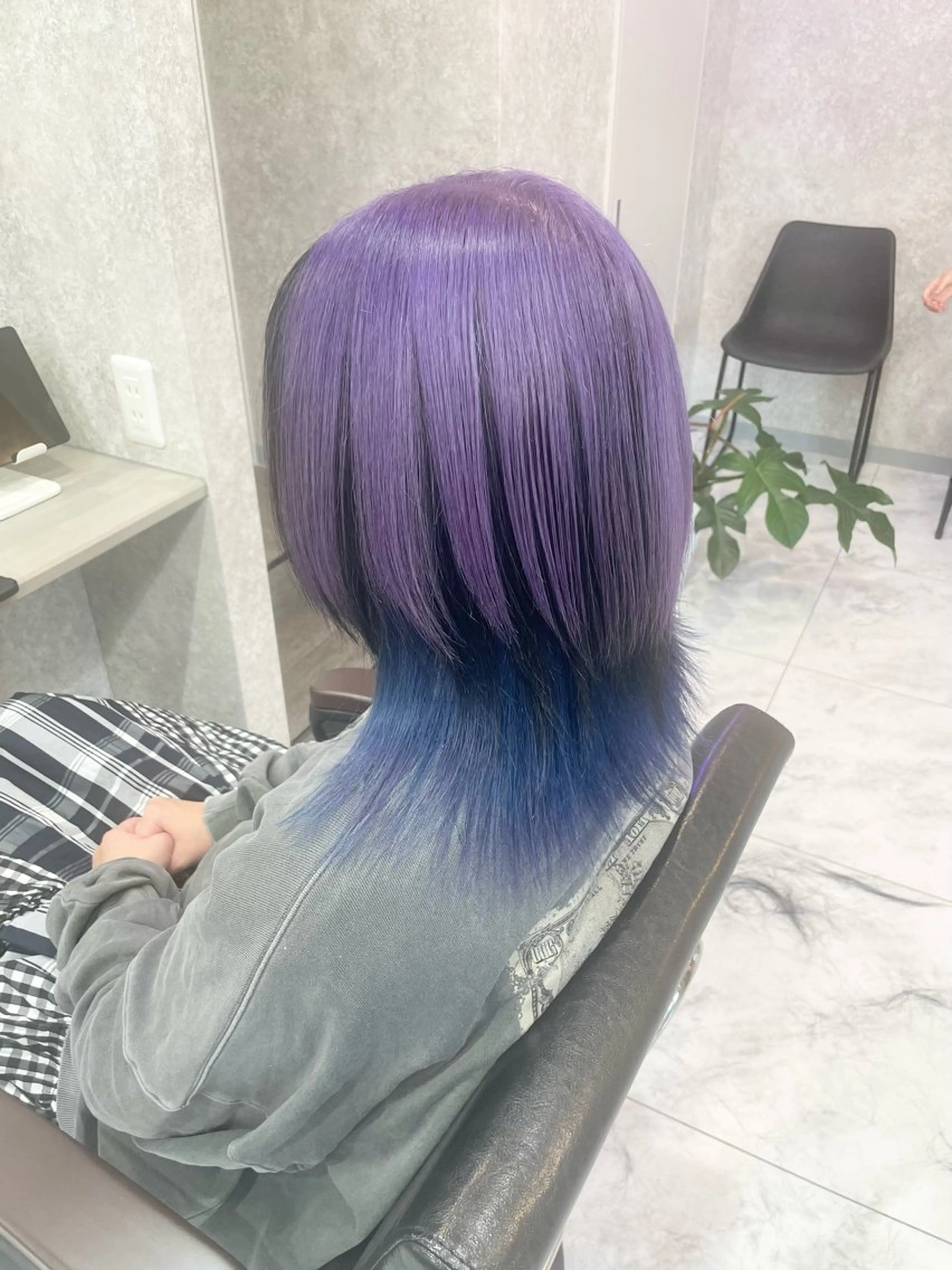 ミディアム 🦋ハイトーン🦋 石山 希理🦋のヘアスタイル