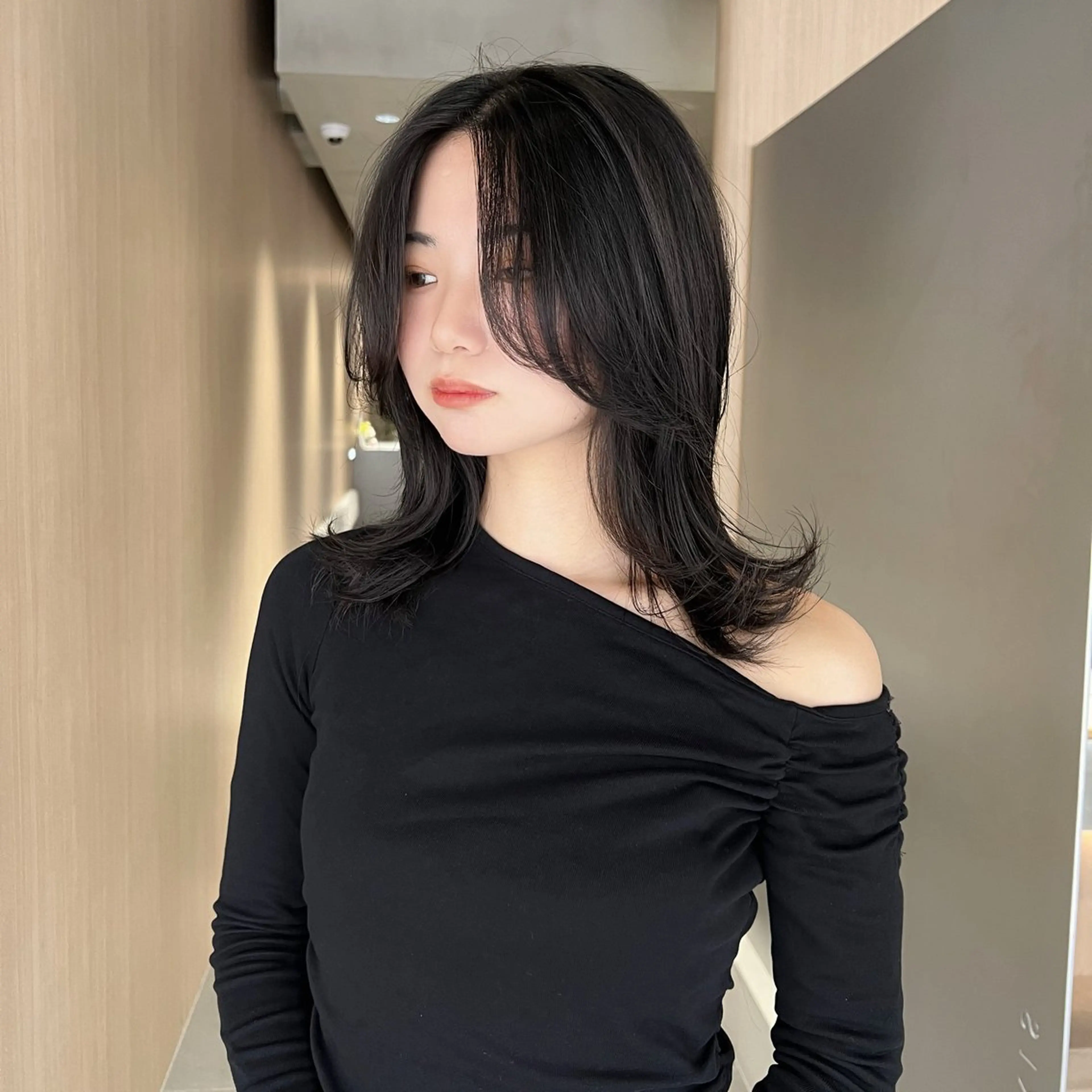 セミロング 🐺立川のウルフ屋 さん🐺おかみ🐺のヘアスタイル