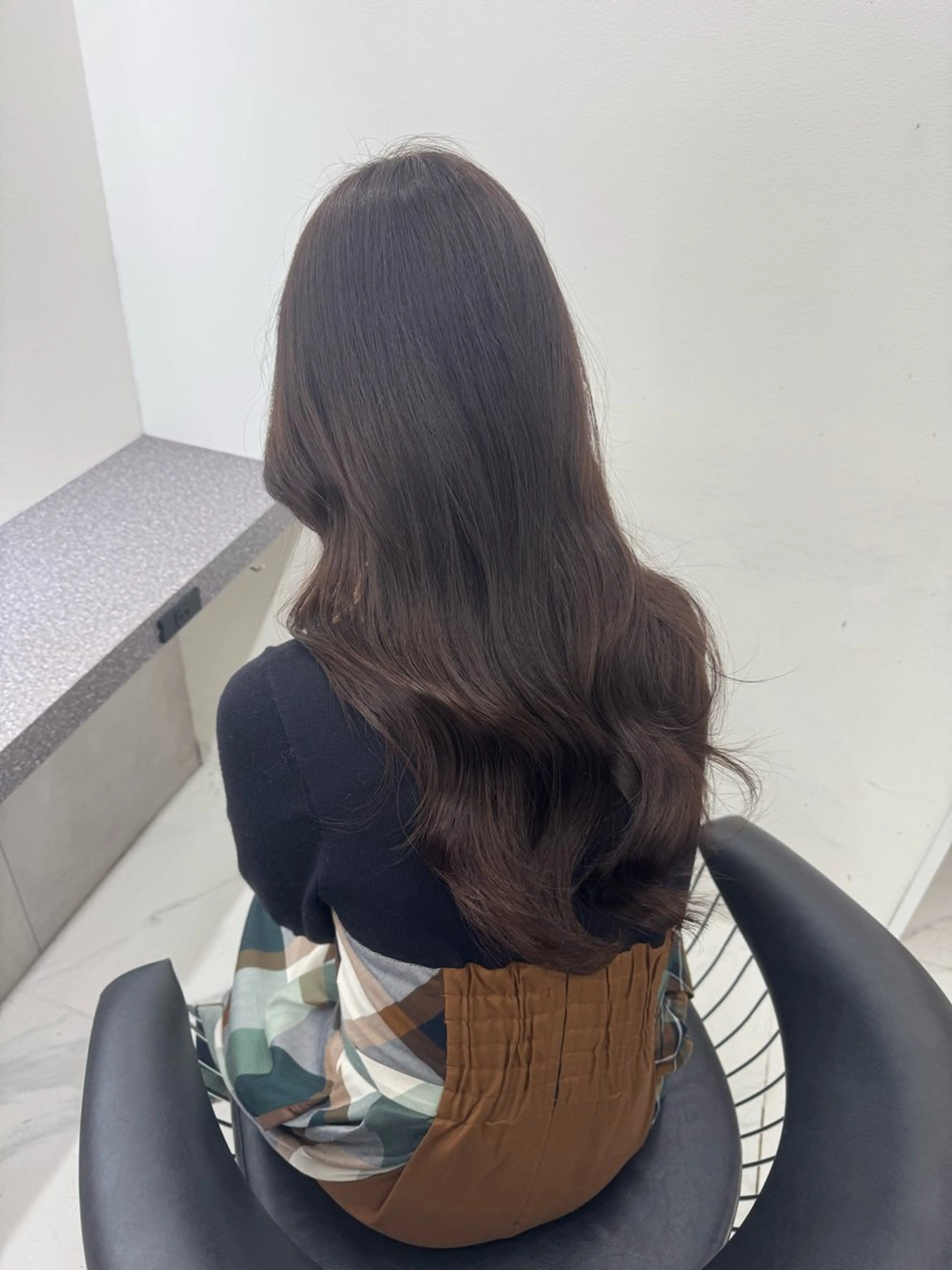 ロング カラー ブラウンカラー 髪質改善 韓国風ヘア トリートメント カット ヘアカラー hina/艶カラー/ 縮毛矯正/梅田のヘアスタイル