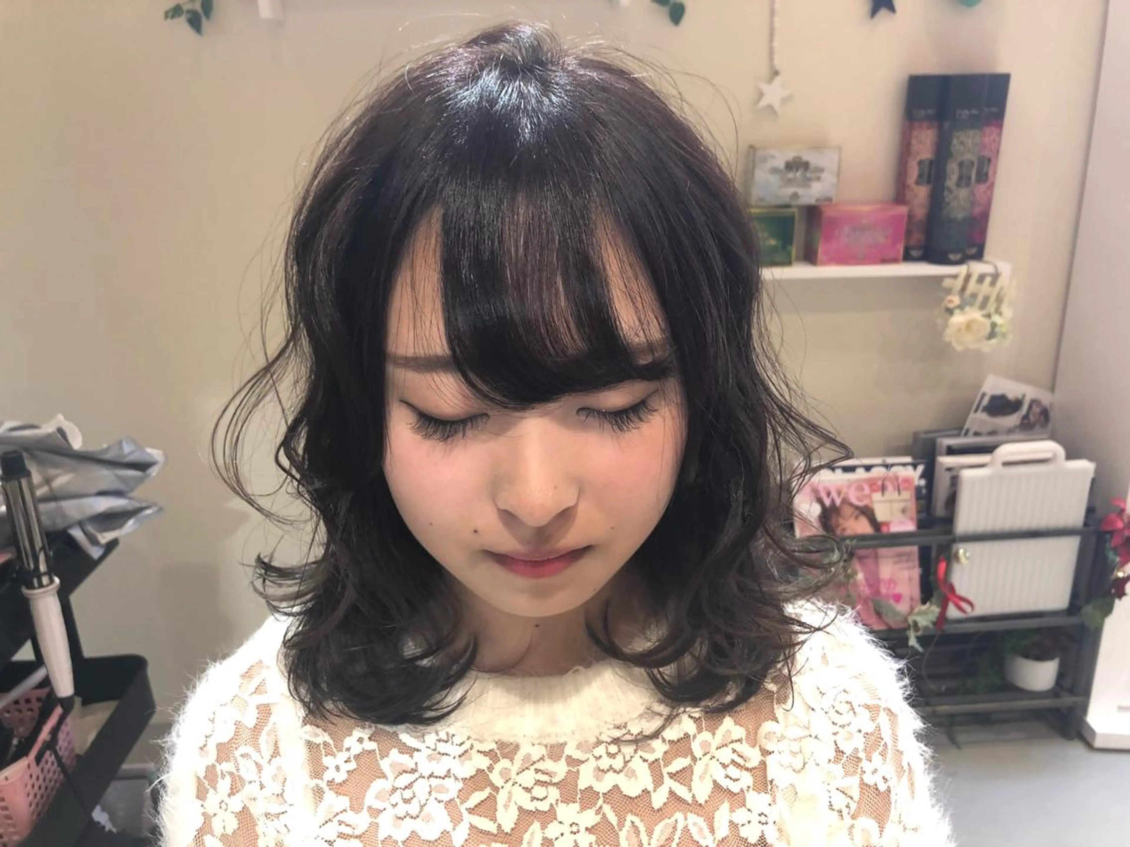 ミディアム 早川 真幸のヘアスタイル