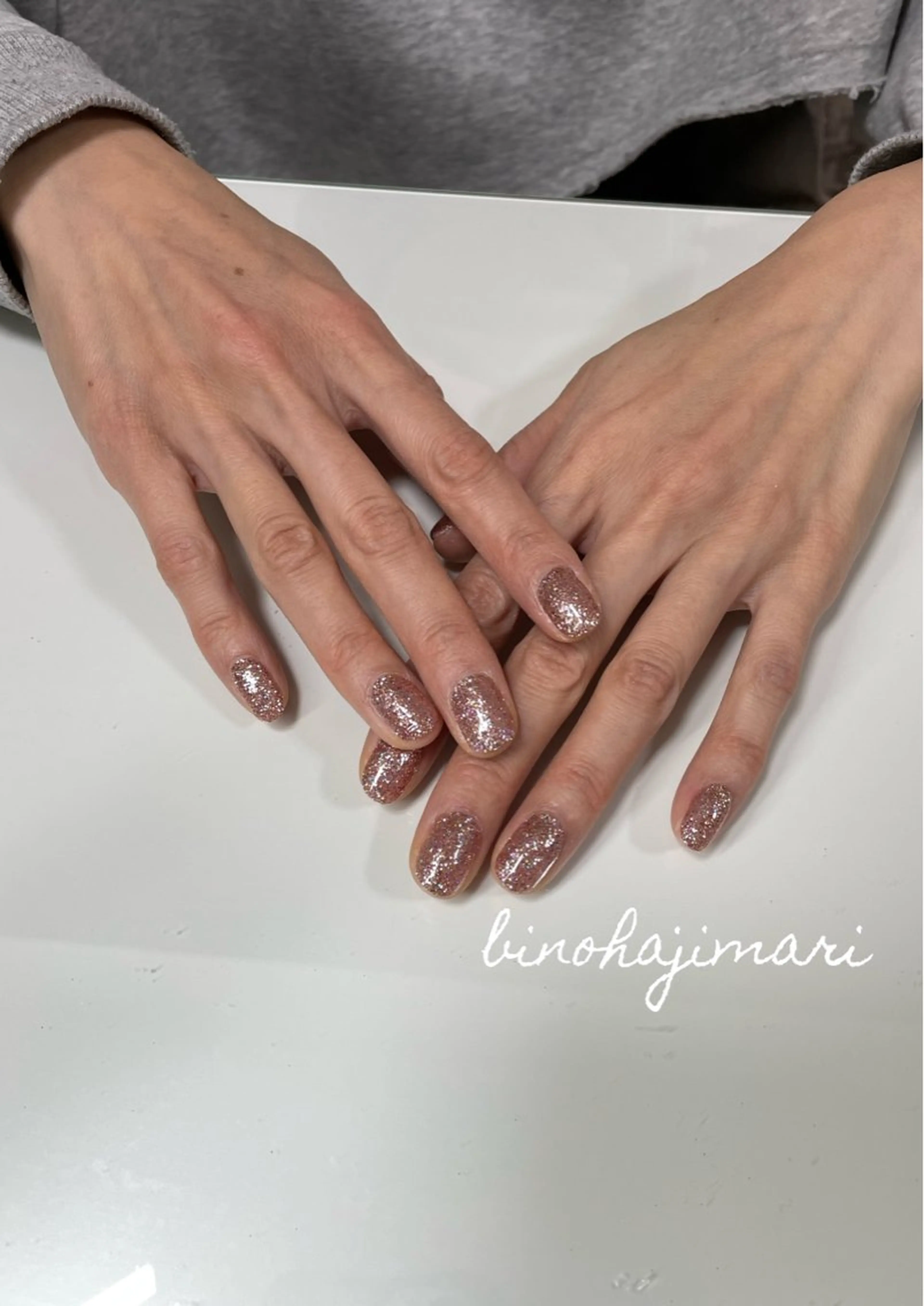 ネイル アートネイル フラッシュネイル ラメ(グリッター) シルバー スクエアネイル ♡Bivi♡自爪に 優しいネイルサロンのネイルデザイン