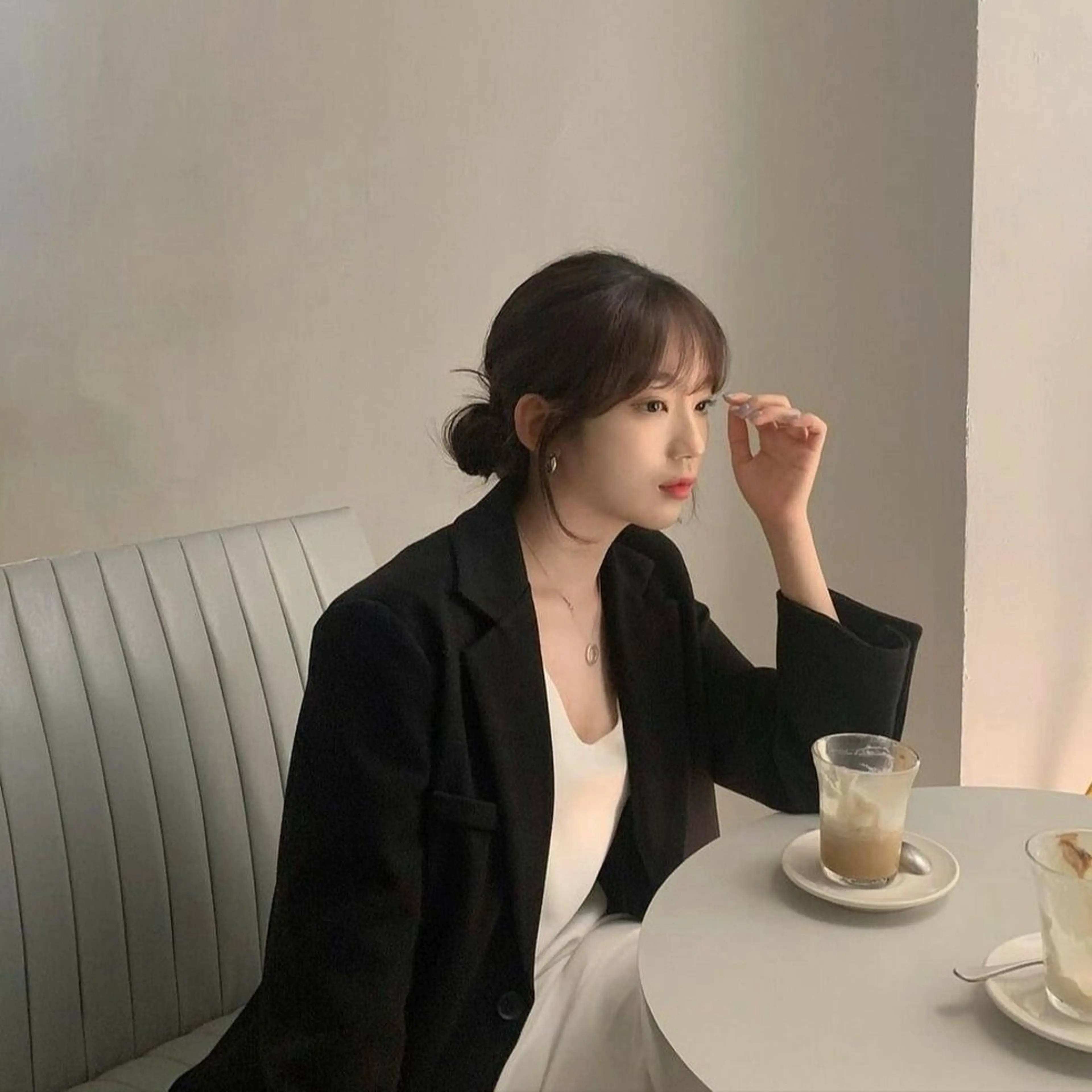 セミロング カラー 韓国トレンドカット カラー🤍しゅうじのヘアスタイル