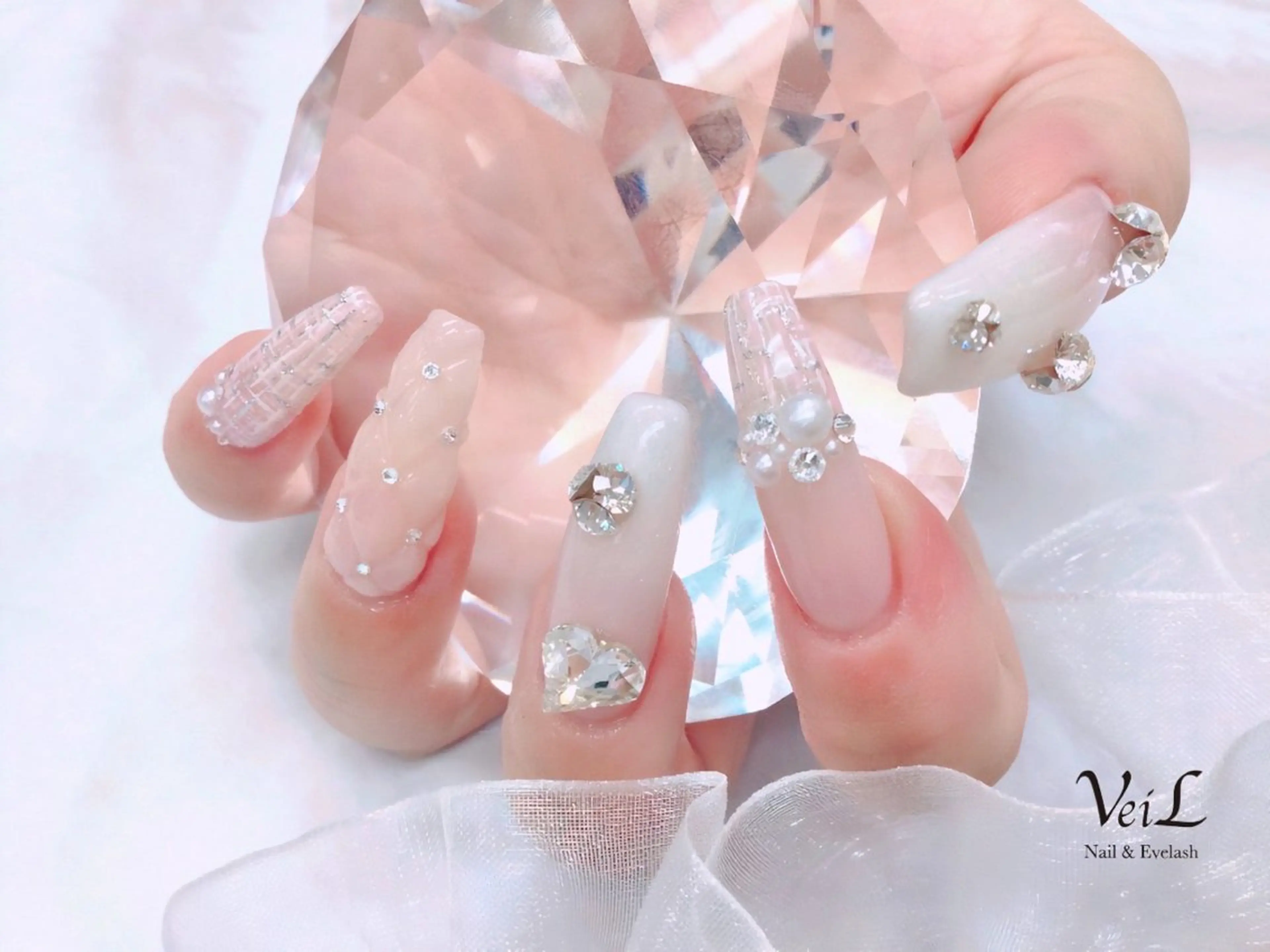 ミディアム Tanaka Nailistのネイルデザイン