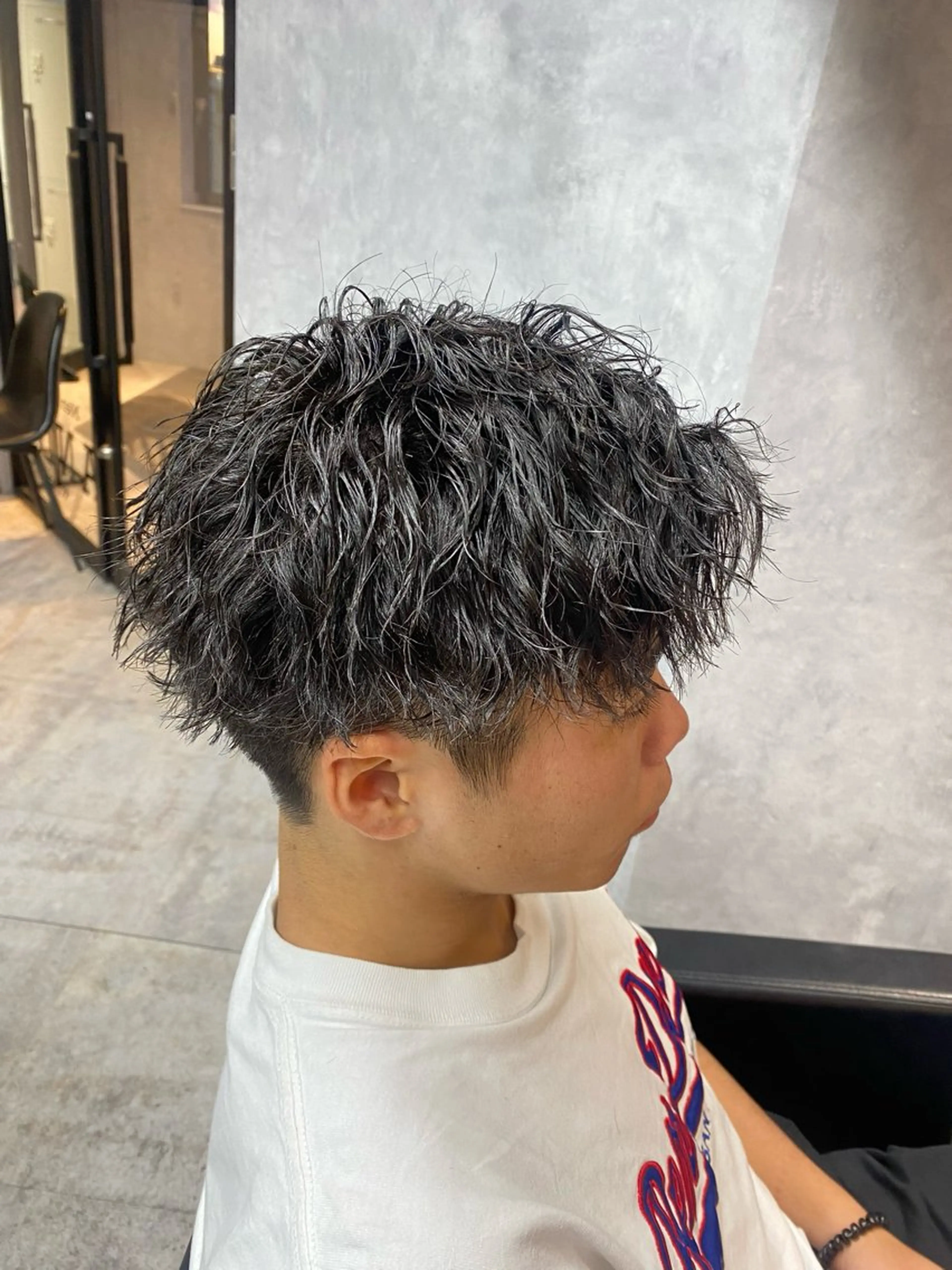 ショート パーマ メンズ メンズパーマ ツイストスパイラルパーマ 波巻きパーマ ショートヘア スパイラルパーマ ツイストスパイラル/ メンズ特化/中川誠也のヘアスタイル